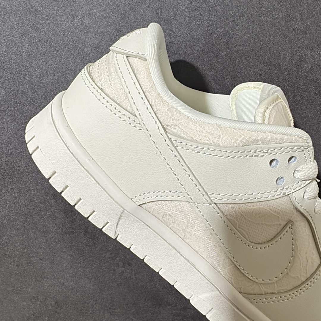 图片[7]-【公司级】Nike SB Dunk Low \”Light Orewood Brown\” 蕴藏少女 低帮休闲板鞋  #鞋款以精致的蕾丝花卉图案为亮点。优质磨砂覆面提供平滑的对比，让其时尚精致。  货号：HJ5870-100 尺码：36 36.5 37.5 38 36.5 39 40 40.5 41 42 42.5 43 44 44.5 45 46-选品中心