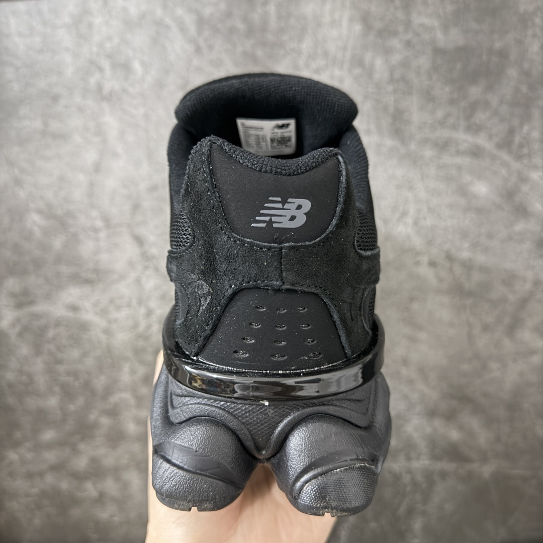图片[4]-【公司级】New Balance NB 9060 复古单品 鞋款灵感源自设计师本人对夏日的怀日回忆。鞋面大身由空间双格及磨砂鞋面拼接而生，配以柔和、温暖的粉橘色调，夏日氛围拉满采用大面积网眼以及麂皮材质覆盖鞋身，还原经典气质。搭载ABZORB避震科技，由泡沫聚酯制成，上脚可以有效减少由鞋底反弹对身体及双腿的冲击 货号：U90602HA 尺码：36 37 37.5 38 38.5 39.5 40 40.5 41.5 42 42.5 43 44 45-选品中心