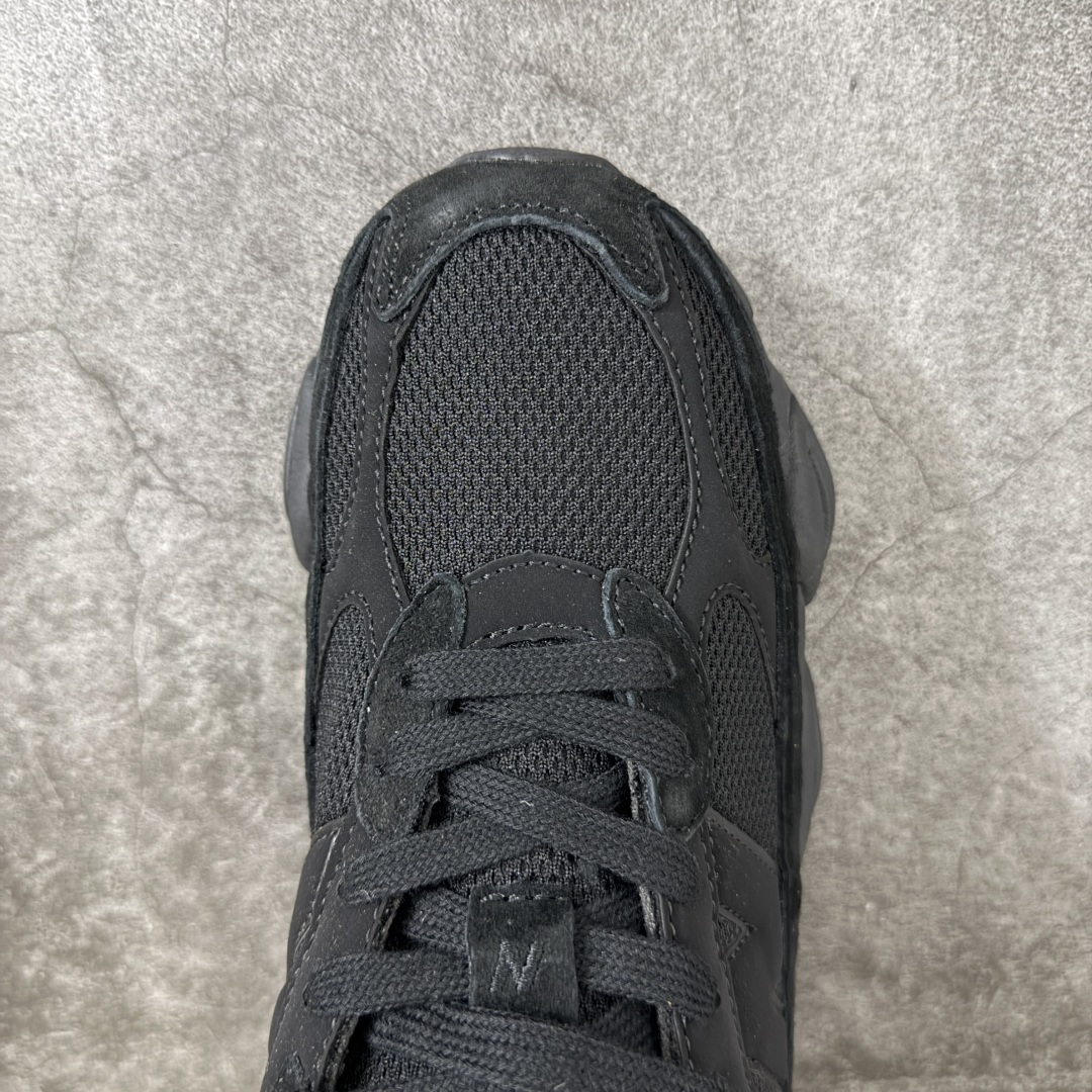 图片[5]-【公司级】New Balance NB 9060 复古单品 鞋款灵感源自设计师本人对夏日的怀日回忆。鞋面大身由空间双格及磨砂鞋面拼接而生，配以柔和、温暖的粉橘色调，夏日氛围拉满采用大面积网眼以及麂皮材质覆盖鞋身，还原经典气质。搭载ABZORB避震科技，由泡沫聚酯制成，上脚可以有效减少由鞋底反弹对身体及双腿的冲击 货号：U90602HA 尺码：36 37 37.5 38 38.5 39.5 40 40.5 41.5 42 42.5 43 44 45-选品中心