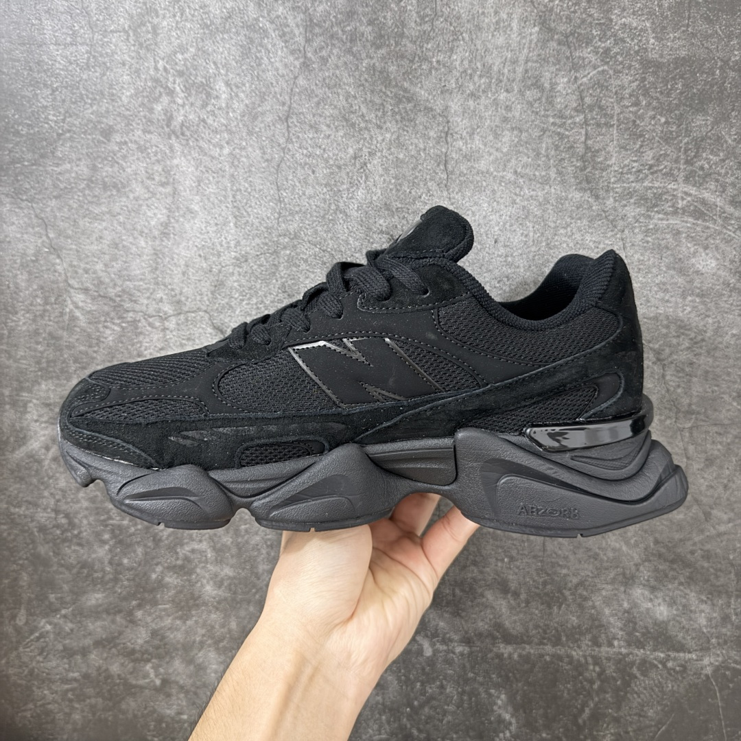图片[2]-【公司级】New Balance NB 9060 复古单品 鞋款灵感源自设计师本人对夏日的怀日回忆。鞋面大身由空间双格及磨砂鞋面拼接而生，配以柔和、温暖的粉橘色调，夏日氛围拉满采用大面积网眼以及麂皮材质覆盖鞋身，还原经典气质。搭载ABZORB避震科技，由泡沫聚酯制成，上脚可以有效减少由鞋底反弹对身体及双腿的冲击 货号：U90602HA 尺码：36 37 37.5 38 38.5 39.5 40 40.5 41.5 42 42.5 43 44 45-选品中心