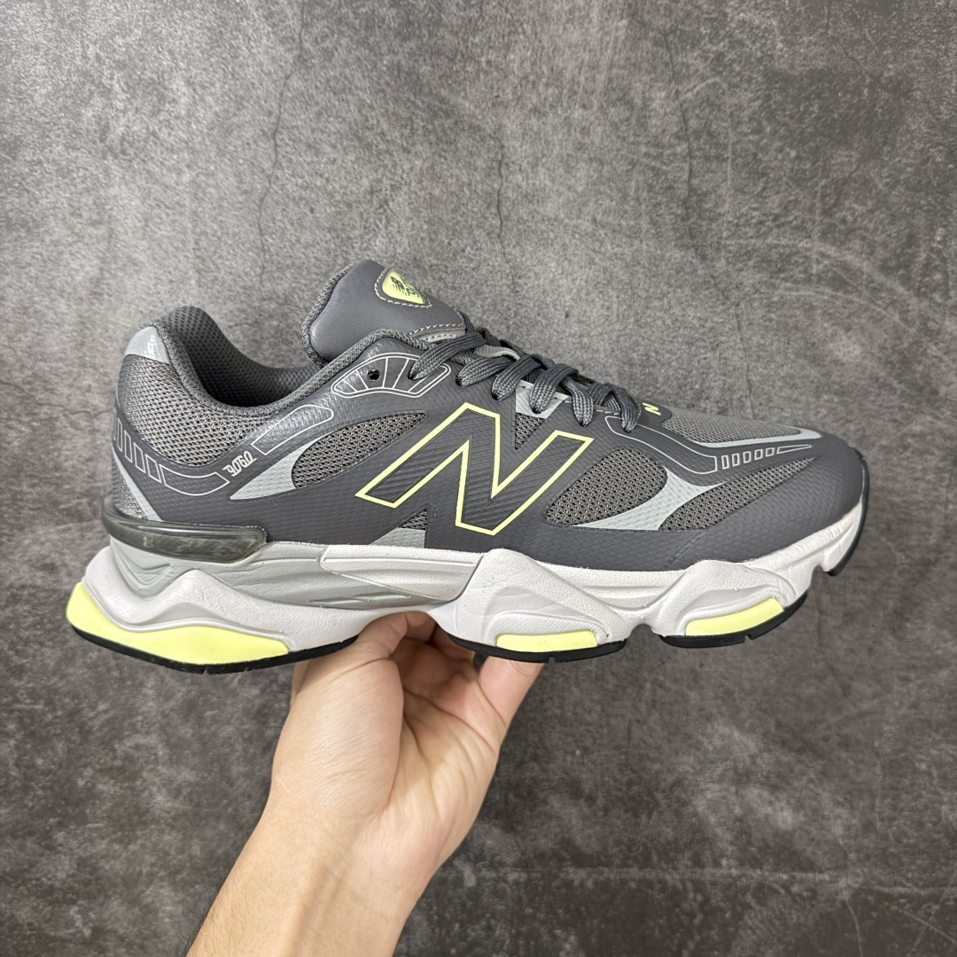 【纯原版】 New Balance NB9060 联名款 复古休闲运动慢跑鞋 U906041H 全套原楦原纸板原厂数据开发 进口三明治网面 原装进口翻毛皮料正确绒感卡色 正确中底拉帮中底网布细节 原厂标裁 带紫光防伪 定制后跟透明水晶模块 冲裁组合 大底贴合程度胶水上色把控完美 整洁度挑战全网艺术家 多道序QC把关品质完善 匠心打造 耗时两个月开发完成 工艺极其复杂难度可想而知 新开独立私模大底 全网唯一正确六层组合大底 高端零售专供产物 尺码：36-46.5-选品中心