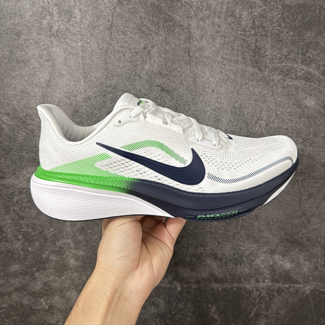 【RS纯原】Nike Air Zoom Pegasus 42 登月42代超级飞马系列马拉松跑步鞋 IB1873-107 平台专供 充正品质 原材料打造 中底搭载前Zoom+全掌React配置 全部原鞋开发打造 所有细节全部同步原版 全新一代拥有 Zoom Air 一如既往的稳定感和流畅感 鞋面采用工程网眼设计 为特定高热区域营造出色透气性 进一步增加鞋面的穿孔数量 让足部能够快速散热 中足搭配 Flywire 飞线 在高速运动时营造舒适稳定的贴合感 内置Zoon气垫加持 动力十足！ 尺码： 36-46-选品中心