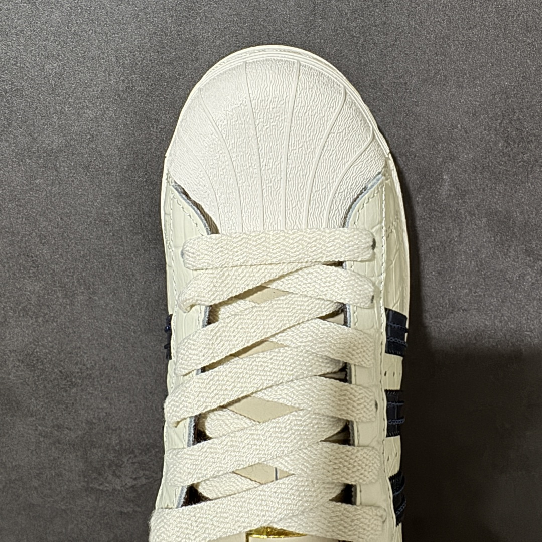 图片[5]-【公司级】英国设计师品牌Wales Bonner x Adidas Superstar\”Wonder White/Collegiate Navy\”经典贝壳头系列低帮百搭休闲运动板鞋CP“联名鳄鱼纹米白海军蓝” 货号：JP7161 尺码：35⅔ 36 36⅔ 37⅓ 38 38⅔ 39⅓ 40 40⅔ 41⅓ 42 42⅔ 43⅓ 44-选品中心