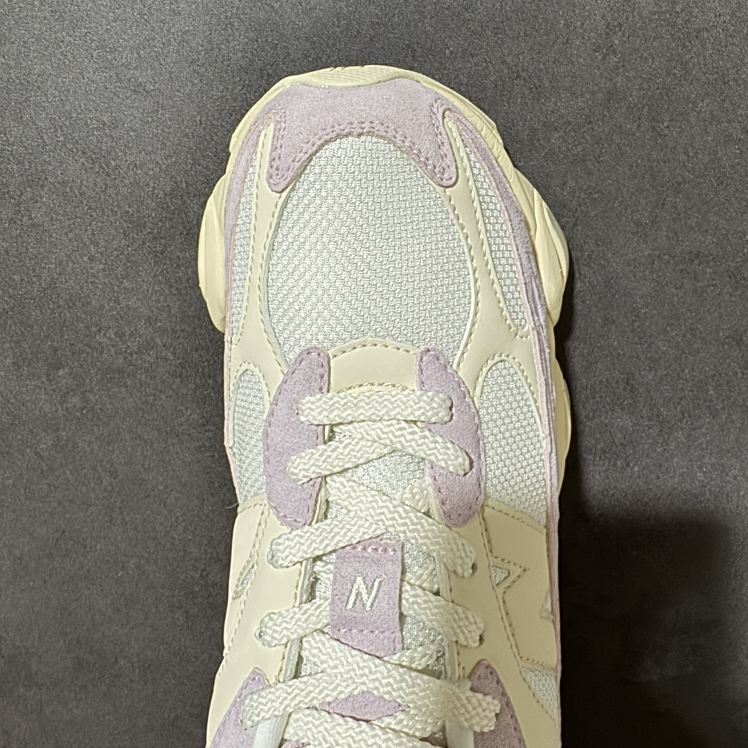 图片[5]-【公司级】New Balance 9060系列 新百伦 复古休闲运动慢跑鞋 鞋面大身由空间双格及磨砂鞋面拼接而生 采用大面积网眼以及麂皮材质覆盖鞋身 还原经典气质 搭载ABZORB避震科技 由泡沫聚酯制成 上脚可以有效减少由鞋底反弹对身体及双腿的冲击力 货号： U90607O1 尺码：36-45带半码-选品中心
