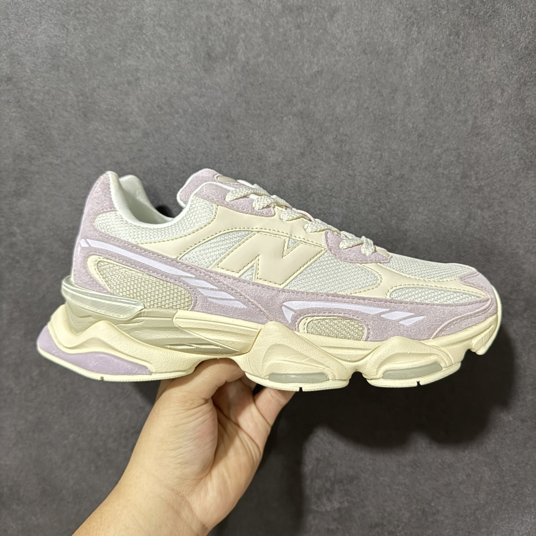 【公司级】New Balance 9060系列 新百伦 复古休闲运动慢跑鞋 鞋面大身由空间双格及磨砂鞋面拼接而生 采用大面积网眼以及麂皮材质覆盖鞋身 还原经典气质 搭载ABZORB避震科技 由泡沫聚酯制成 上脚可以有效减少由鞋底反弹对身体及双腿的冲击力 货号： U90607O1 尺码：36-45带半码-选品中心