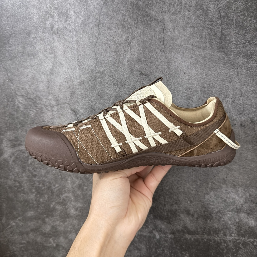 【公司级】可隆KOLON SPORT 户外透湿耐磨抓地V底ROAMVARY薄底 低帮休闲鞋 适合露营生活穿着的露营鞋 无中底的薄底设计 加强足部感知无缝线透湿鞋面设计 质感高级 Vibram XS CITY大底 兼顾室内地形 抓地耐磨 货号:LKFH6AT224 尺码:35.5 36 36.5 37.5 38 38.5 39 40-选品中心