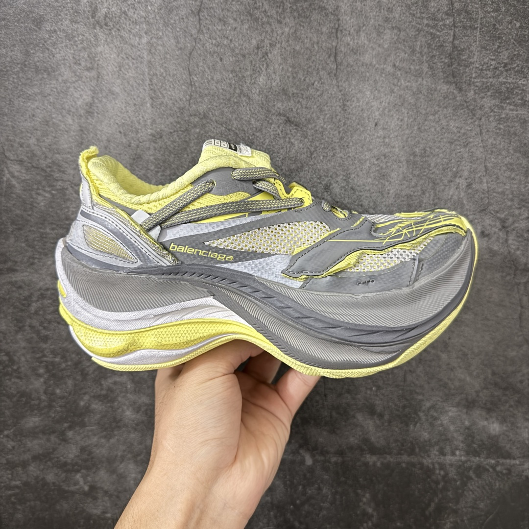 【OK纯原】Balenciaga巴黎世家26代 Jet 压纹印花 圆头厚底4.25cm 低帮 老爹鞋 男女款 市场老牌巴黎世家大厂出品 品质价格无需多言 原鞋原材料打造 一比一细节还原 此款相对之前款式轻质很多 超厚鞋底增高4-5cm 高街风格 尺码：35-46-选品中心