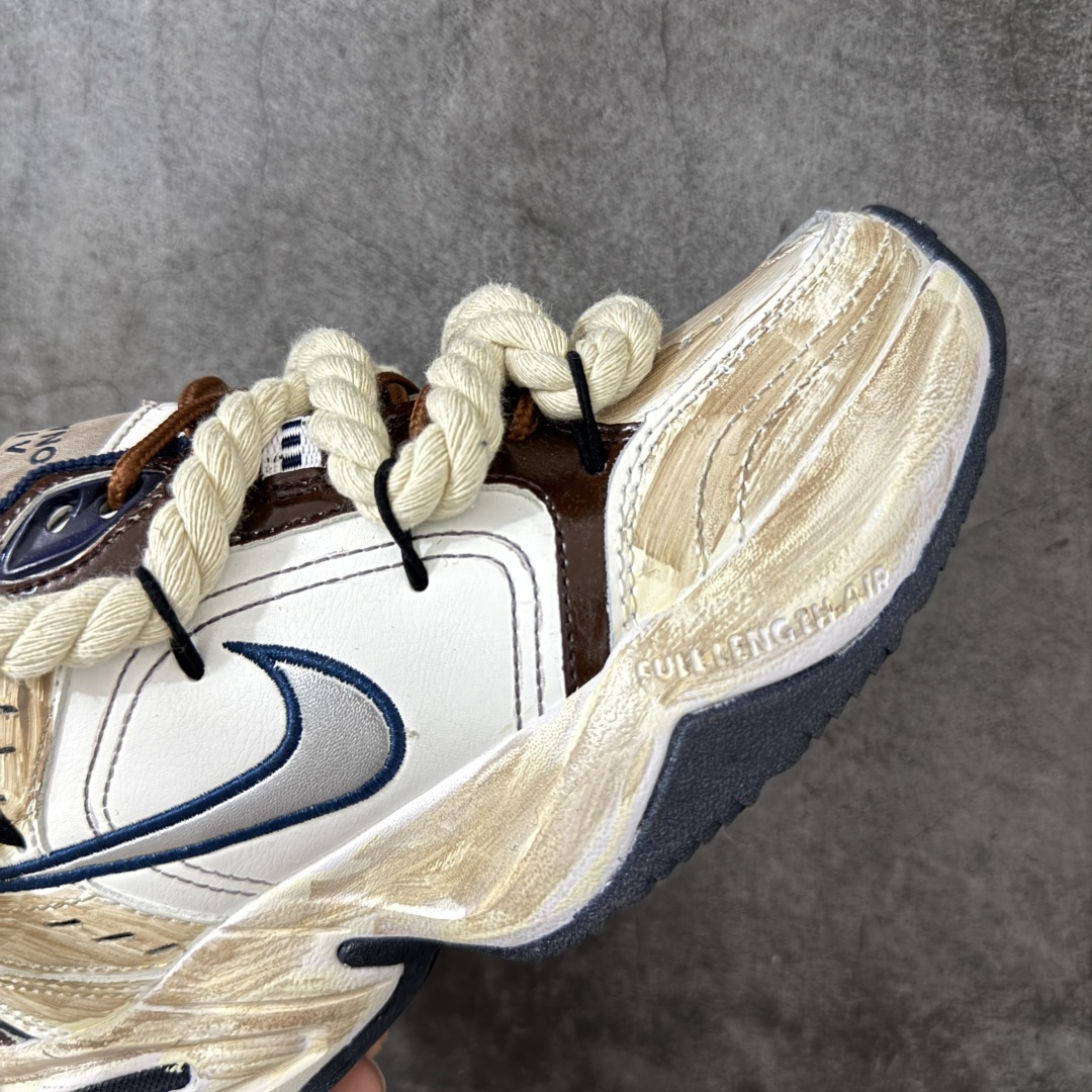 图片[6]-【手绘定制版】耐克 Nike Air Monarch IV男女子训练鞋厚底老爹鞋休闲复古运动鞋。Nike Air Monarch IV 运动鞋为你打造出众的训练装备，耐穿鞋面提供有效支撑。轻盈泡绵结合 Nike Air 缓震配置，塑就舒适非凡的迈步体验。皮革、合成材质与织物组合鞋面，塑就经典外观，经久耐穿，全掌内嵌式 Air 缓震配置，缔造出众缓震体验，舒适非凡，支撑力强，硬质橡胶外底经久耐穿，提供可驾驭多种地面的出众抓地力。 货号：415445-102 尺码：36 36.5 37.5 38 38.5 39 40 40.5 41 42 42.5 43 44 45-选品中心