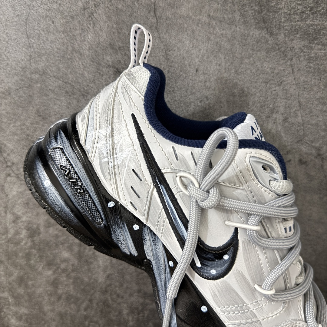 图片[7]-【手绘定制版】耐克 Nike Air Monarch IV男女子训练鞋厚底老爹鞋休闲复古运动鞋。Nike Air Monarch IV 运动鞋为你打造出众的训练装备，耐穿鞋面提供有效支撑。轻盈泡绵结合 Nike Air 缓震配置，塑就舒适非凡的迈步体验。皮革、合成材质与织物组合鞋面，塑就经典外观，经久耐穿，全掌内嵌式 Air 缓震配置，缔造出众缓震体验，舒适非凡，支撑力强，硬质橡胶外底经久耐穿，提供可驾驭多种地面的出众抓地力。 货号：415445-102 尺码：36 36.5 37.5 38 38.5 39 40 40.5 41 42 42.5 43 44 45-选品中心