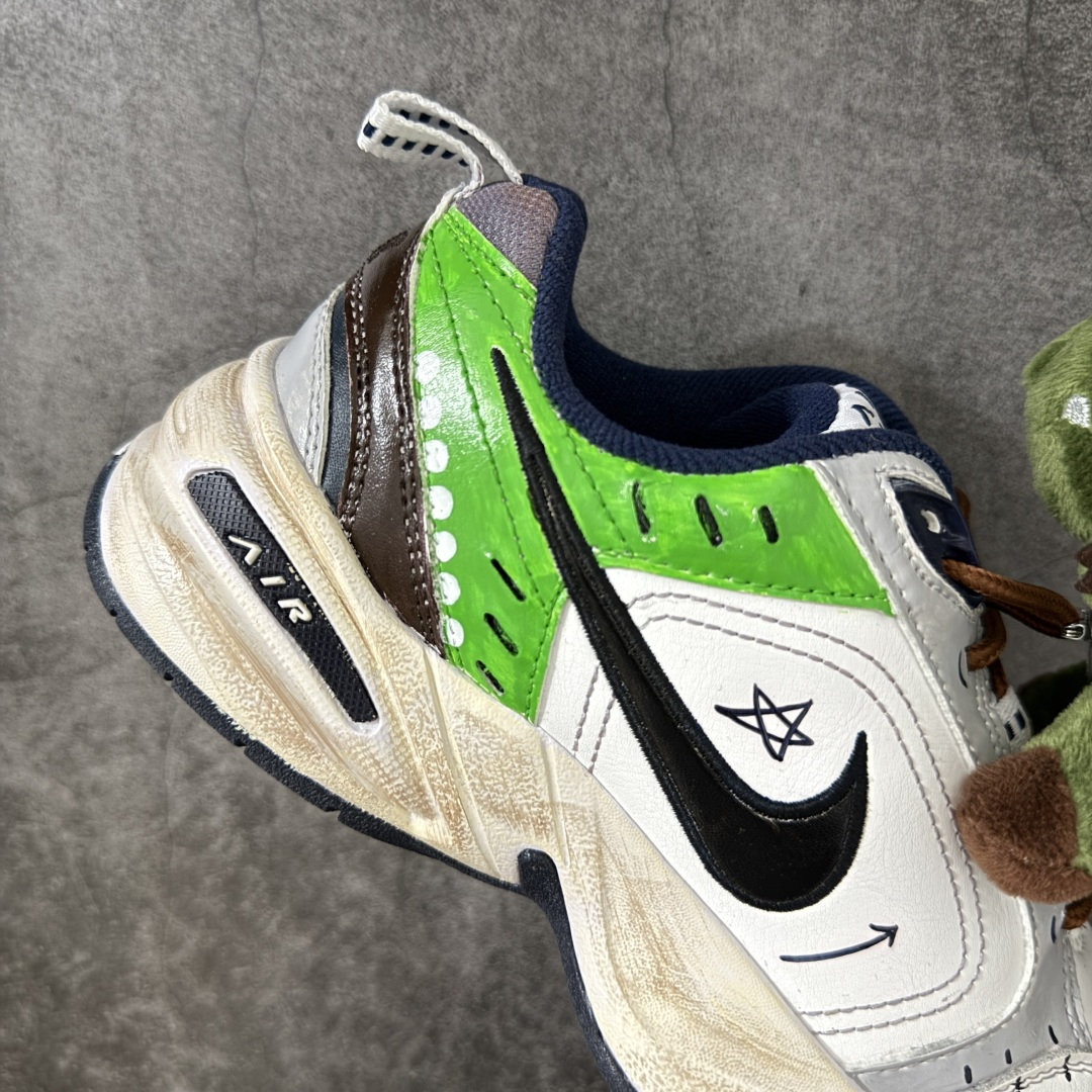 图片[7]-【手绘定制版】耐克 Nike Air Monarch IV男女子训练鞋厚底老爹鞋休闲复古运动鞋。Nike Air Monarch IV 运动鞋为你打造出众的训练装备，耐穿鞋面提供有效支撑。轻盈泡绵结合 Nike Air 缓震配置，塑就舒适非凡的迈步体验。皮革、合成材质与织物组合鞋面，塑就经典外观，经久耐穿，全掌内嵌式 Air 缓震配置，缔造出众缓震体验，舒适非凡，支撑力强，硬质橡胶外底经久耐穿，提供可驾驭多种地面的出众抓地力。 货号：DH3158-101 尺码：36 36.5 37.5 38 38.5 39 40 40.5 41 42 42.5 43 44 45-选品中心