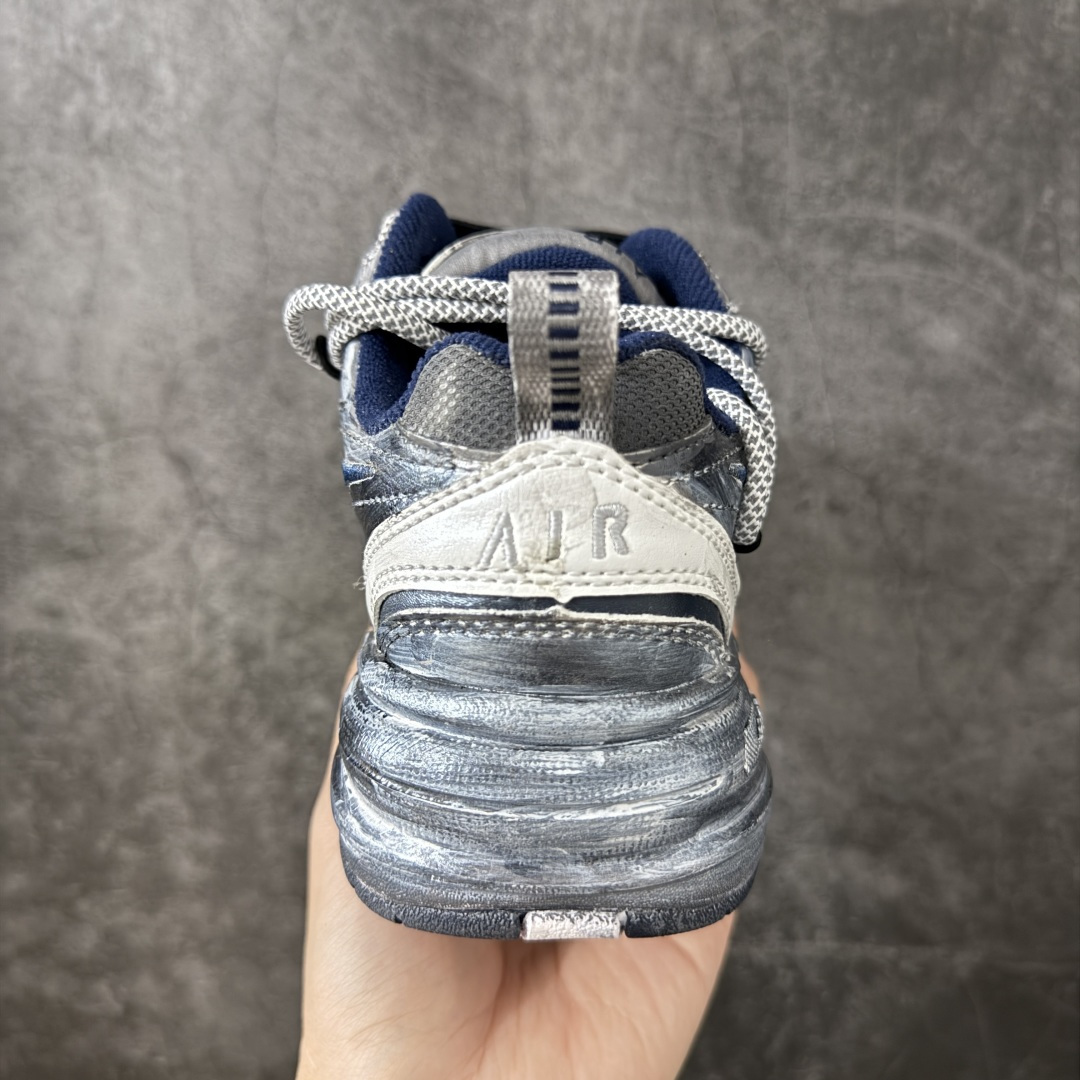 图片[4]-【手绘定制版】耐克 Nike Air Monarch IV男女子训练鞋厚底老爹鞋休闲复古运动鞋。Nike Air Monarch IV 运动鞋为你打造出众的训练装备，耐穿鞋面提供有效支撑。轻盈泡绵结合 Nike Air 缓震配置，塑就舒适非凡的迈步体验。皮革、合成材质与织物组合鞋面，塑就经典外观，经久耐穿，全掌内嵌式 Air 缓震配置，缔造出众缓震体验，舒适非凡，支撑力强，硬质橡胶外底经久耐穿，提供可驾驭多种地面的出众抓地力。 货号：415445-102 尺码：36 36.5 37.5 38 38.5 39 40 40.5 41 42 42.5 43 44 45-选品中心