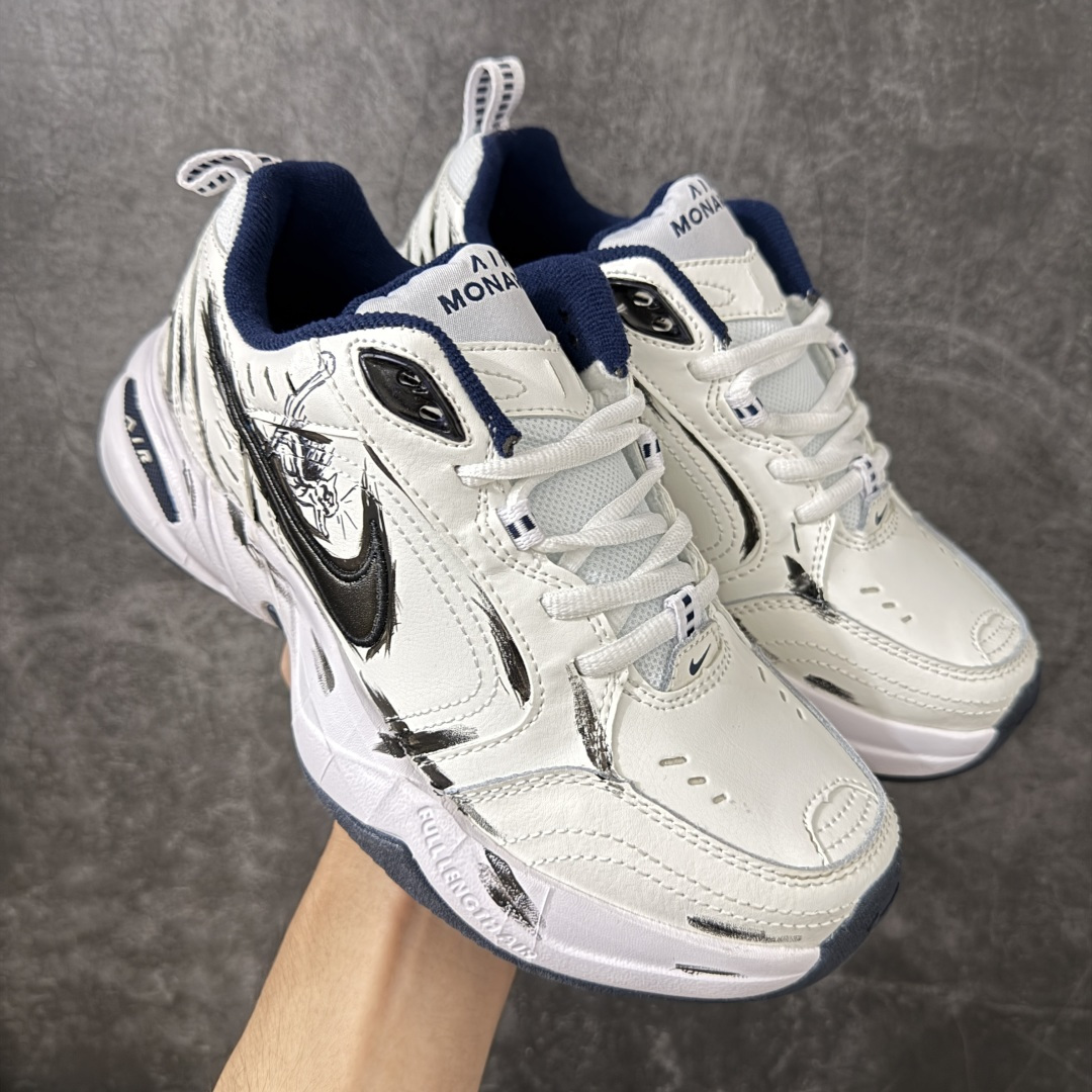 图片[9]-【手绘定制版】耐克 Nike Air Monarch IV男女子训练鞋厚底老爹鞋休闲复古运动鞋。Nike Air Monarch IV 运动鞋为你打造出众的训练装备，耐穿鞋面提供有效支撑。轻盈泡绵结合 Nike Air 缓震配置，塑就舒适非凡的迈步体验。皮革、合成材质与织物组合鞋面，塑就经典外观，经久耐穿，全掌内嵌式 Air 缓震配置，缔造出众缓震体验，舒适非凡，支撑力强，硬质橡胶外底经久耐穿，提供可驾驭多种地面的出众抓地力。 货号：415445-102 尺码：36 36.5 37.5 38 38.5 39 40 40.5 41 42 42.5 43 44 45-选品中心