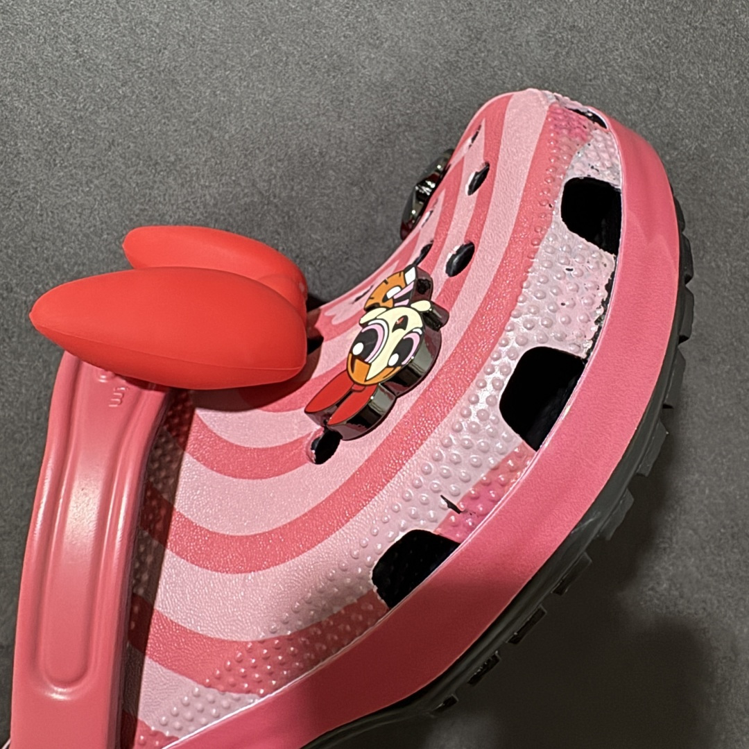 图片[8]-【纯原版】The Powerpuff Girls x Crocs 卡骆驰 飞天小女警联名 沙滩洞洞鞋 凉鞋拖鞋 全新莞产高端品质鞋底可增高2CM 鞋面更加耐用易清洗 该鞋款轻盈舒适 尺码：M4（36-37）M5（37-38）M6（38-39）M7(39-40）-选品中心