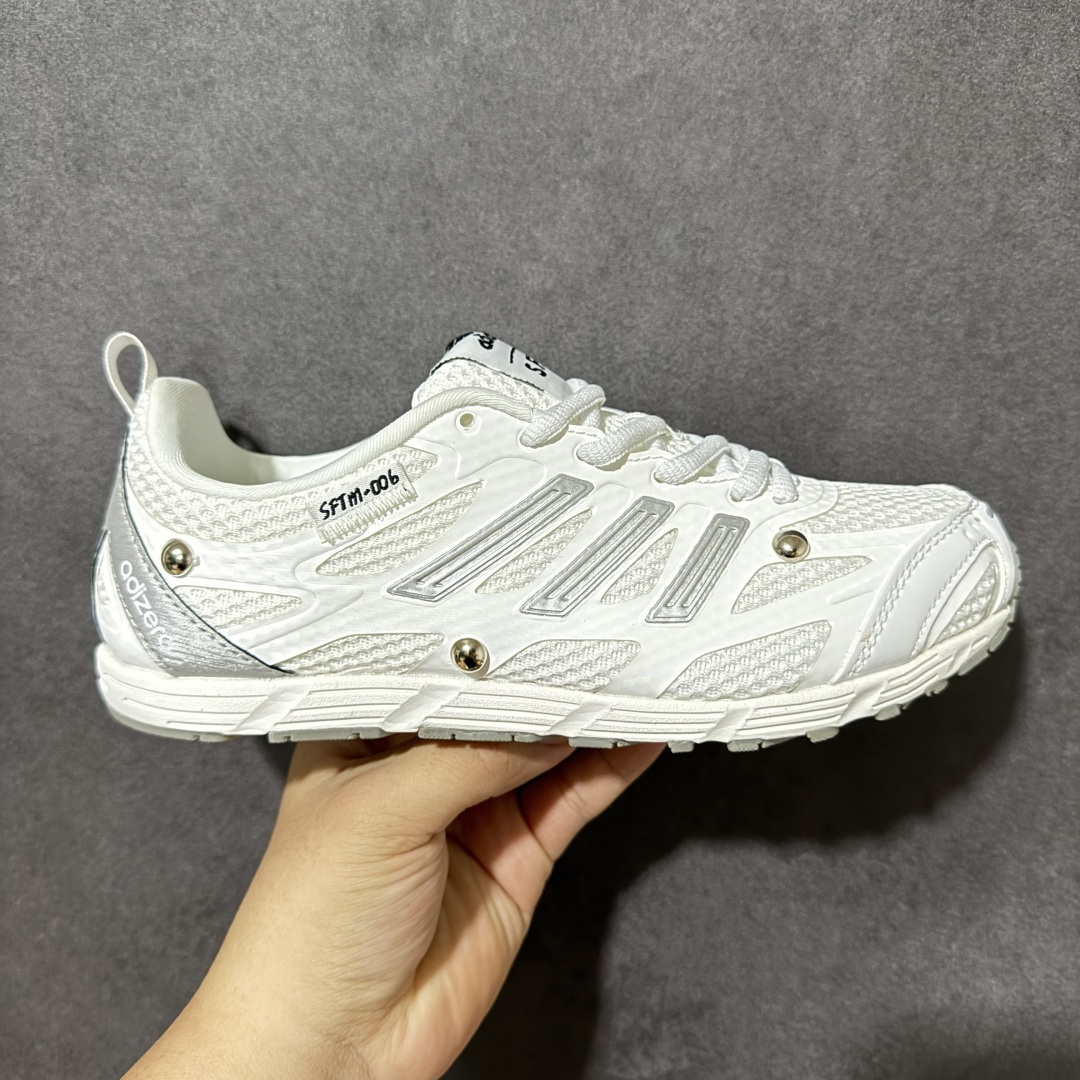 【公司ZH版】Adidas Adizero PR Sftm 联名款 阿迪低帮休闲生活鞋  #原楦纸板数据开发 鞋身采用网眼+TPU材质，大面TPU1.0​厚度，耐磨防撕裂面料和TPU后跟结构，金属铆钉点缀鞋面，搭配织物内里，舒适妥帖。双密度大底设计，更具稳定性。细节处理无敌。 货号：HP3529  尺码：36-45-选品中心