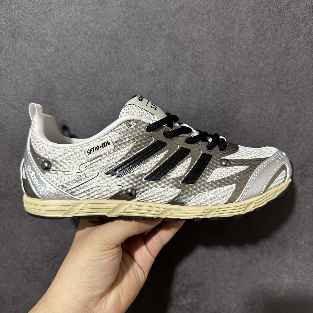 【公司ZH版】Adidas Adizero PR Sftm 联名款 阿迪低帮休闲生活鞋  #原楦纸板数据开发 鞋身采用网眼+TPU材质，大面TPU1.0​厚度，耐磨防撕裂面料和TPU后跟结构，金属铆钉点缀鞋面，搭配织物内里，舒适妥帖。双密度大底设计，更具稳定性。细节处理无敌。 货号：HP3521  尺码：36-45-选品中心