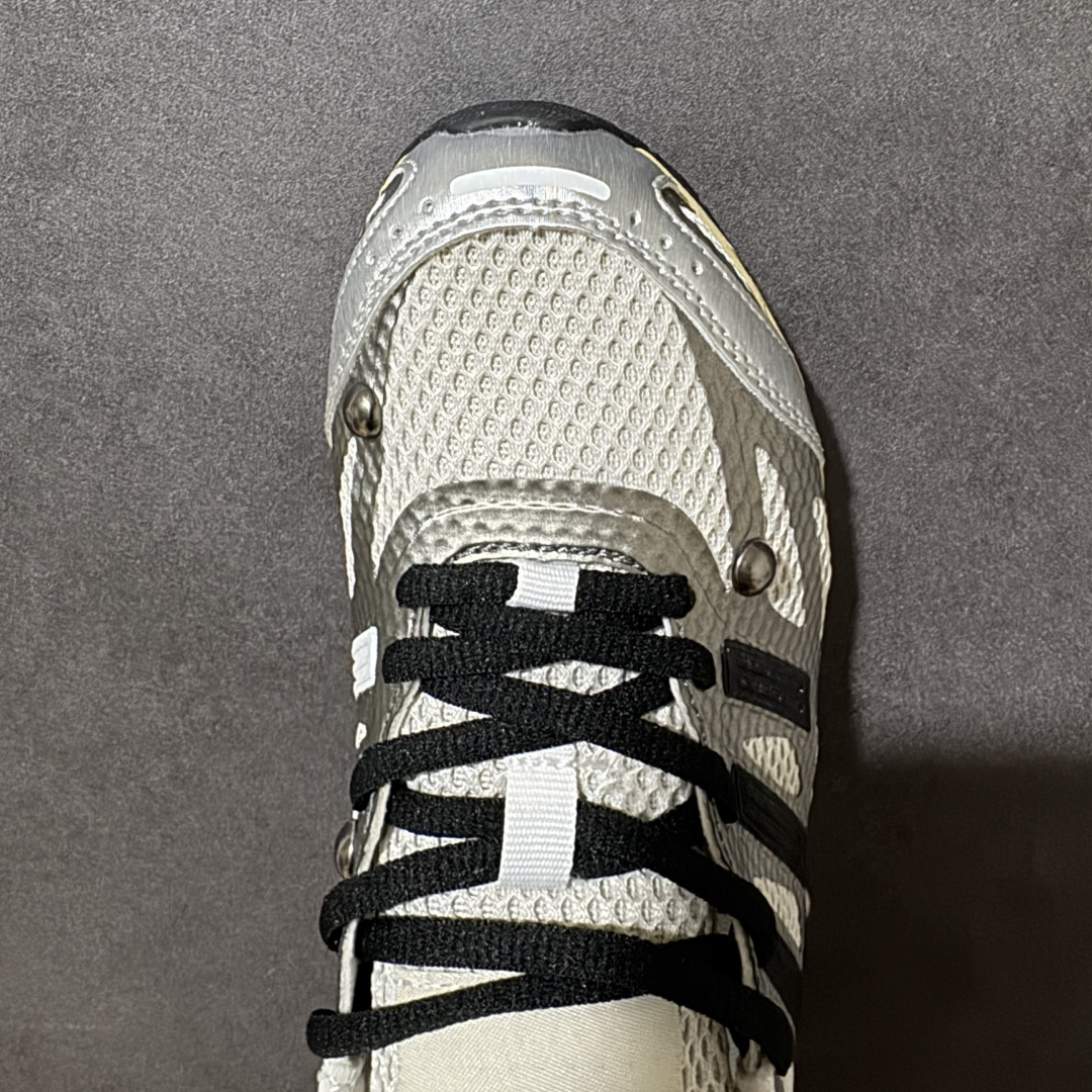 图片[5]-【公司ZH版】Adidas Adizero PR Sftm 联名款 阿迪低帮休闲生活鞋  #原楦纸板数据开发 鞋身采用网眼+TPU材质，大面TPU1.0​厚度，耐磨防撕裂面料和TPU后跟结构，金属铆钉点缀鞋面，搭配织物内里，舒适妥帖。双密度大底设计，更具稳定性。细节处理无敌。 货号：HP3521  尺码：36-45-选品中心