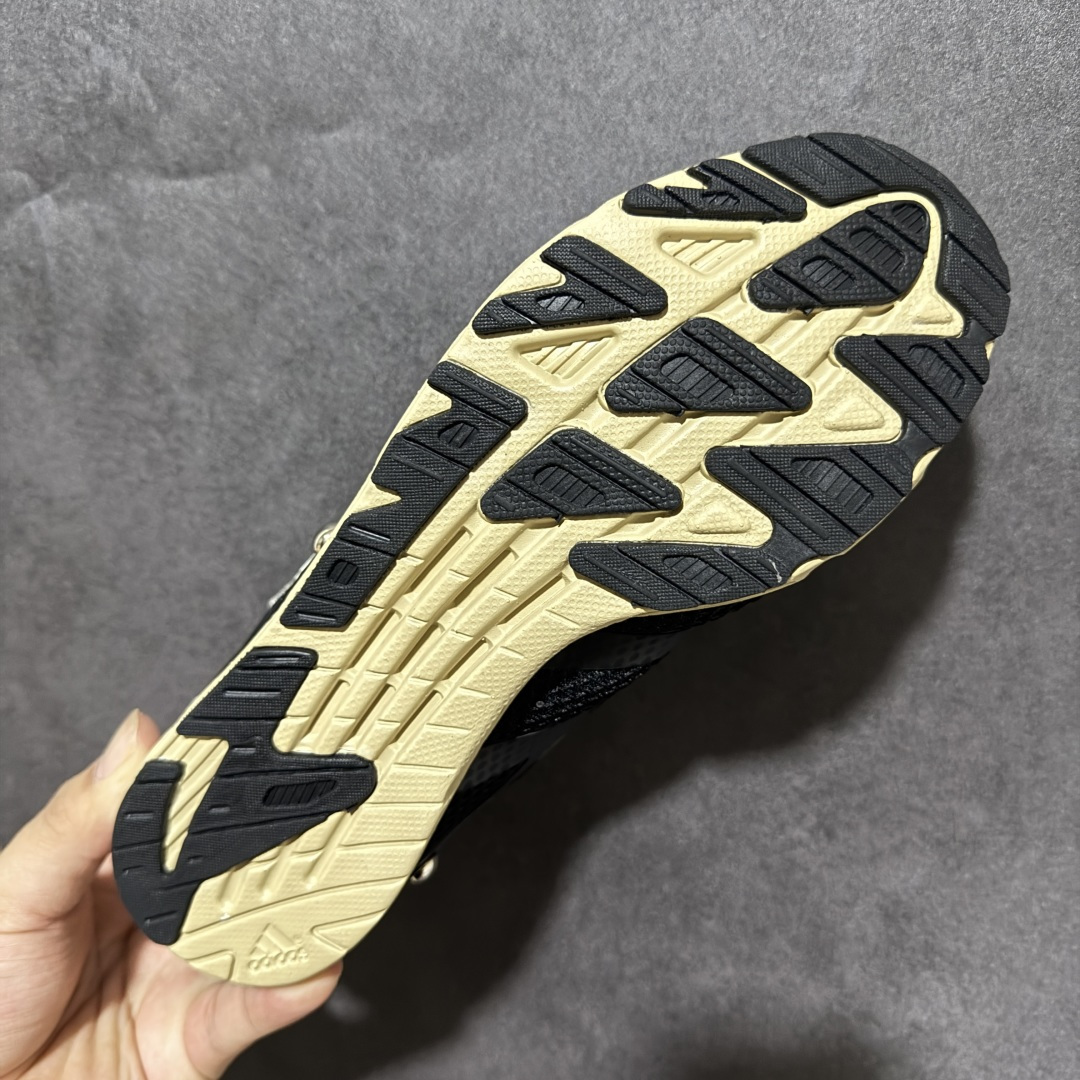 图片[9]-【公司ZH版】Adidas Adizero PR Sftm 联名款 阿迪低帮休闲生活鞋  #原楦纸板数据开发 鞋身采用网眼+TPU材质，大面TPU1.0​厚度，耐磨防撕裂面料和TPU后跟结构，金属铆钉点缀鞋面，搭配织物内里，舒适妥帖。双密度大底设计，更具稳定性。细节处理无敌。 货号：HP3523  尺码：36-45-选品中心