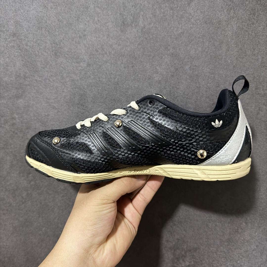 图片[2]-【公司ZH版】Adidas Adizero PR Sftm 联名款 阿迪低帮休闲生活鞋  #原楦纸板数据开发 鞋身采用网眼+TPU材质，大面TPU1.0​厚度，耐磨防撕裂面料和TPU后跟结构，金属铆钉点缀鞋面，搭配织物内里，舒适妥帖。双密度大底设计，更具稳定性。细节处理无敌。 货号：HP3523  尺码：36-45-选品中心