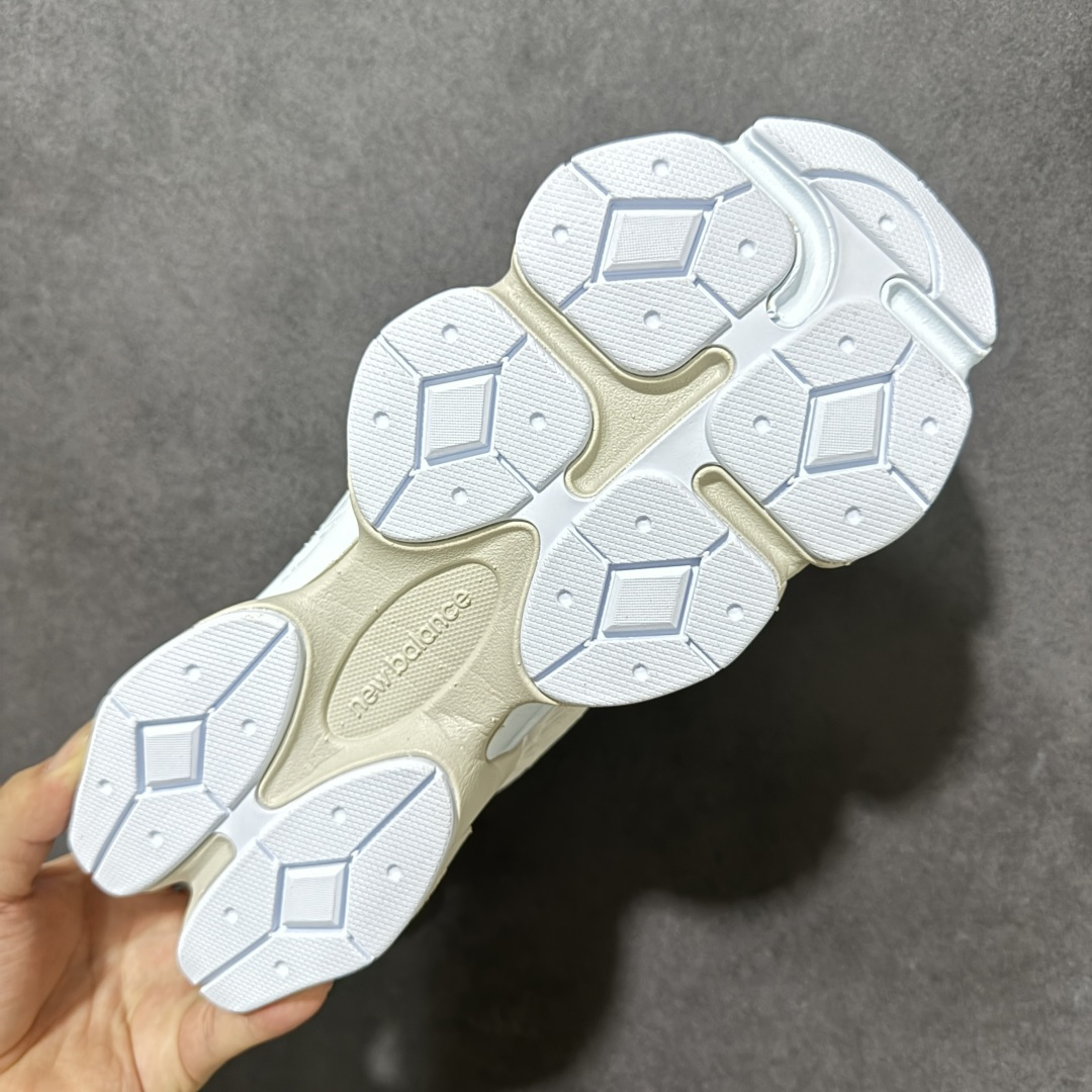 图片[9]-【公司级】New Balance NB 9060 复古单品 鞋款灵感源自设计师本人对夏日的怀日回忆。鞋面大身由空间双格及磨砂鞋面拼接而生，配以柔和、温暖的粉橘色调，夏日氛围拉满采用大面积网眼以及麂皮材质覆盖鞋身，还原经典气质。搭载ABZORB避震科技，由泡沫聚酯制成，上脚可以有效减少由鞋底反弹对身体及双腿的冲击 货号：U90604EL 尺码：36 37 37.5 38 38.5 39.5 40 40.5 41.5 42 42.5 43 44 45-选品中心