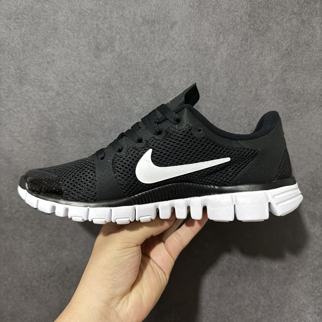 图片[2]-【奥莱订单】NIKE FREE 3.0 赤足跑步鞋 质感新焕升级，专为短打跑造#鞋如面袜般子柔贴软合，结合性弹沙线，赋双予足众出的紧包密覆效果。 货号 354574-068 尺码：36-45-选品中心