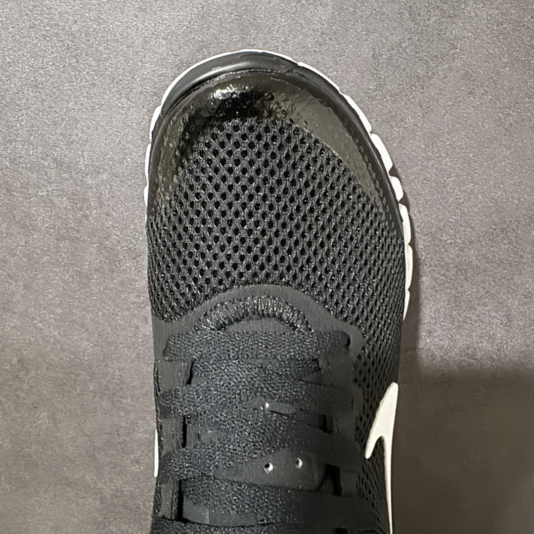 图片[4]-【奥莱订单】NIKE FREE 3.0 赤足跑步鞋 质感新焕升级，专为短打跑造#鞋如面袜般子柔贴软合，结合性弹沙线，赋双予足众出的紧包密覆效果。 货号 354574-068 尺码：36-45-选品中心