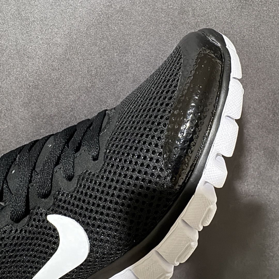 图片[6]-【奥莱订单】NIKE FREE 3.0 赤足跑步鞋 质感新焕升级，专为短打跑造#鞋如面袜般子柔贴软合，结合性弹沙线，赋双予足众出的紧包密覆效果。 货号 354574-068 尺码：36-45-选品中心