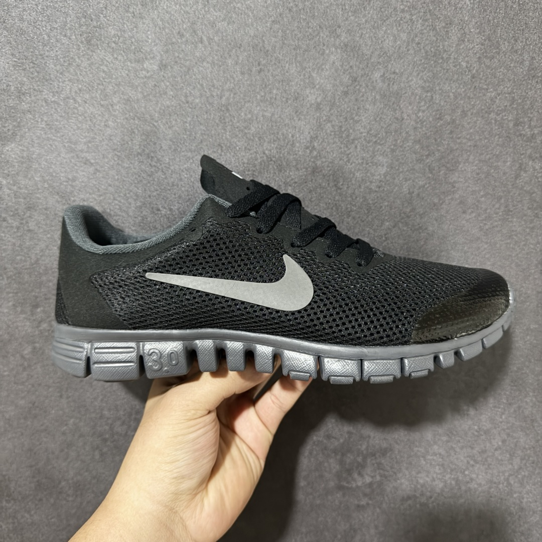 图片[2]-【奥莱订单】NIKE FREE 3.0 赤足跑步鞋 质感新焕升级，专为短打跑造#鞋如面袜般子柔贴软合，结合性弹沙线，赋双予足众出的紧包密覆效果。 货号 354574-068 尺码：36-45-选品中心