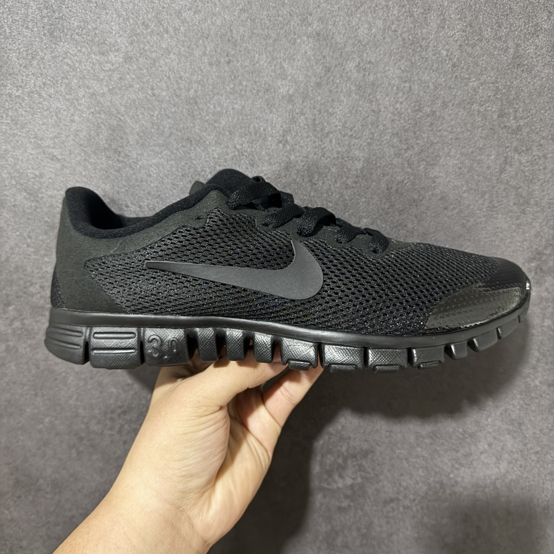 图片[5]-【奥莱订单】NIKE FREE 3.0 赤足跑步鞋 质感新焕升级，专为短打跑造#鞋如面袜般子柔贴软合，结合性弹沙线，赋双予足众出的紧包密覆效果。 货号 354574-068 尺码：36-45-选品中心