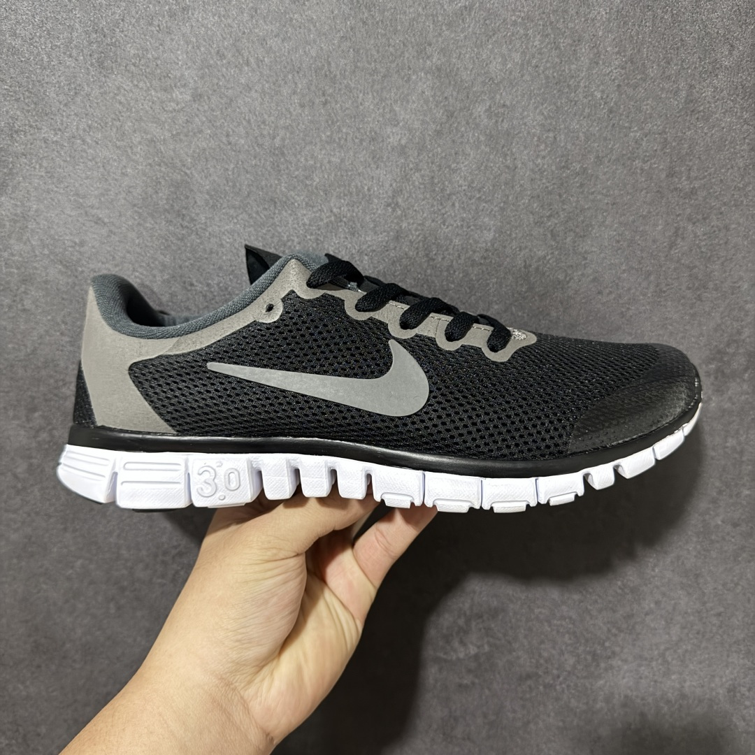 图片[4]-【奥莱订单】NIKE FREE 3.0 赤足跑步鞋 质感新焕升级，专为短打跑造#鞋如面袜般子柔贴软合，结合性弹沙线，赋双予足众出的紧包密覆效果。 货号 354574-068 尺码：36-45-选品中心