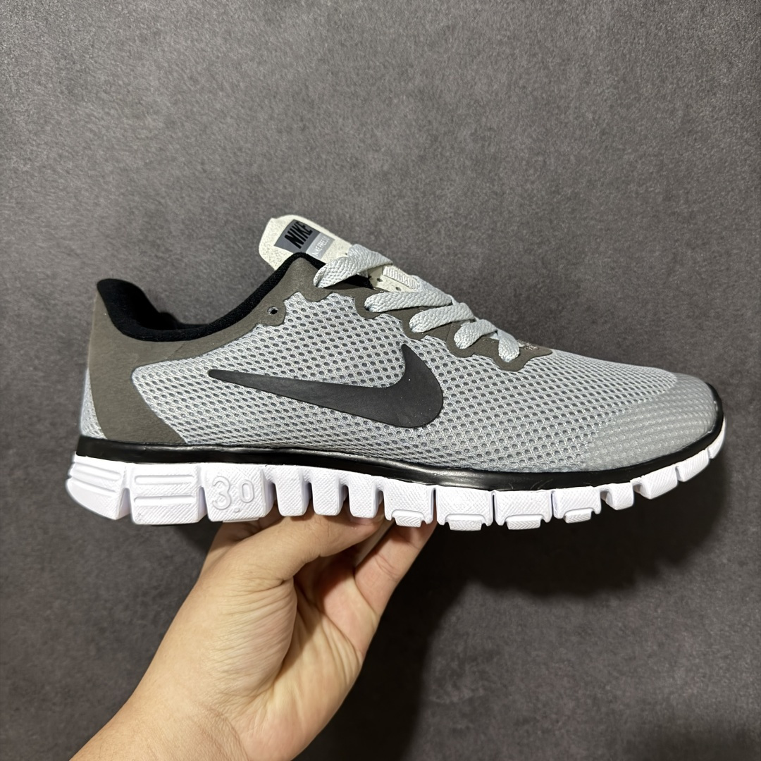 图片[14]-【奥莱订单】NIKE FREE 3.0 赤足跑步鞋 质感新焕升级，专为短打跑造#鞋如面袜般子柔贴软合，结合性弹沙线，赋双予足众出的紧包密覆效果。 货号 354574-068 尺码：36-45-选品中心