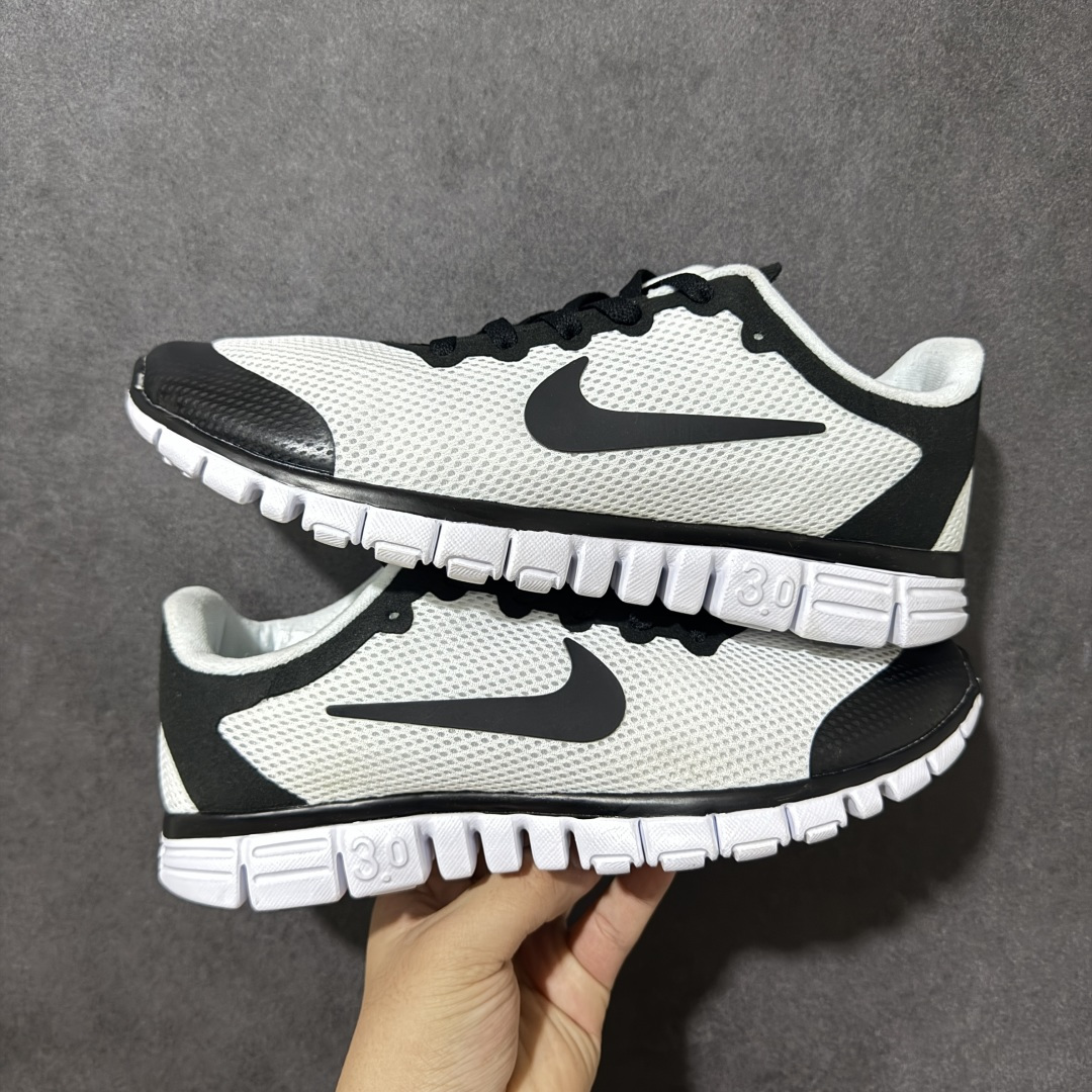 图片[10]-【奥莱订单】NIKE FREE 3.0 赤足跑步鞋 质感新焕升级，专为短打跑造#鞋如面袜般子柔贴软合，结合性弹沙线，赋双予足众出的紧包密覆效果。 货号 354574-068 尺码：36-45-选品中心