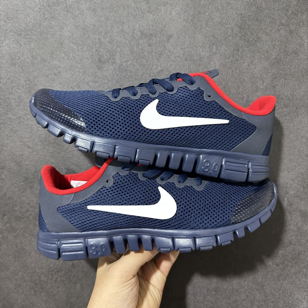图片[8]-【奥莱订单】NIKE FREE 3.0 赤足跑步鞋 质感新焕升级，专为短打跑造#鞋如面袜般子柔贴软合，结合性弹沙线，赋双予足众出的紧包密覆效果。 货号 354574-068 尺码：36-45-选品中心