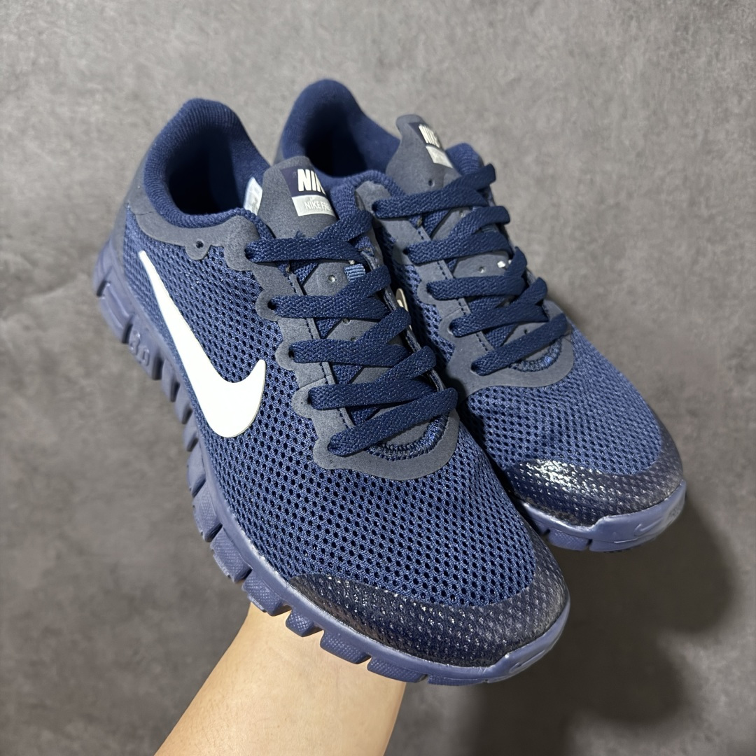 图片[9]-【奥莱订单】NIKE FREE 3.0 赤足跑步鞋 质感新焕升级，专为短打跑造#鞋如面袜般子柔贴软合，结合性弹沙线，赋双予足众出的紧包密覆效果。 货号 354574-068 尺码：36-45-选品中心