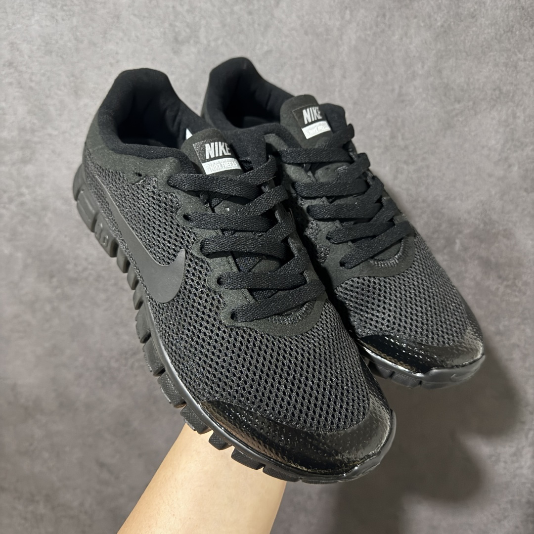 图片[5]-【奥莱订单】NIKE FREE 3.0 赤足跑步鞋 质感新焕升级，专为短打跑造#鞋如面袜般子柔贴软合，结合性弹沙线，赋双予足众出的紧包密覆效果。 货号 354574-068 尺码：36-45-选品中心