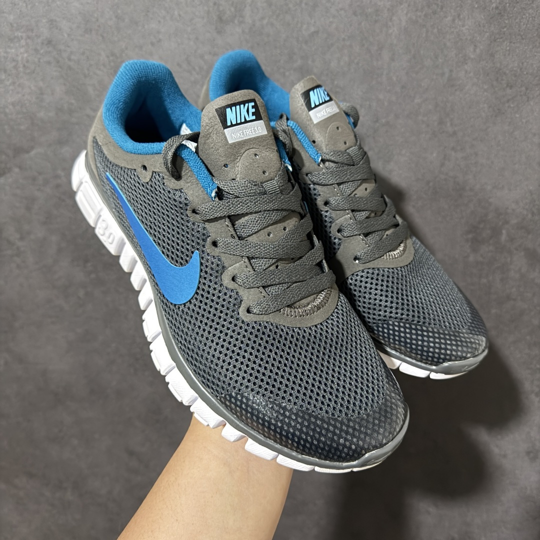图片[3]-【奥莱订单】NIKE FREE 3.0 赤足跑步鞋 质感新焕升级，专为短打跑造#鞋如面袜般子柔贴软合，结合性弹沙线，赋双予足众出的紧包密覆效果。 货号 354574-068 尺码：36-45-选品中心