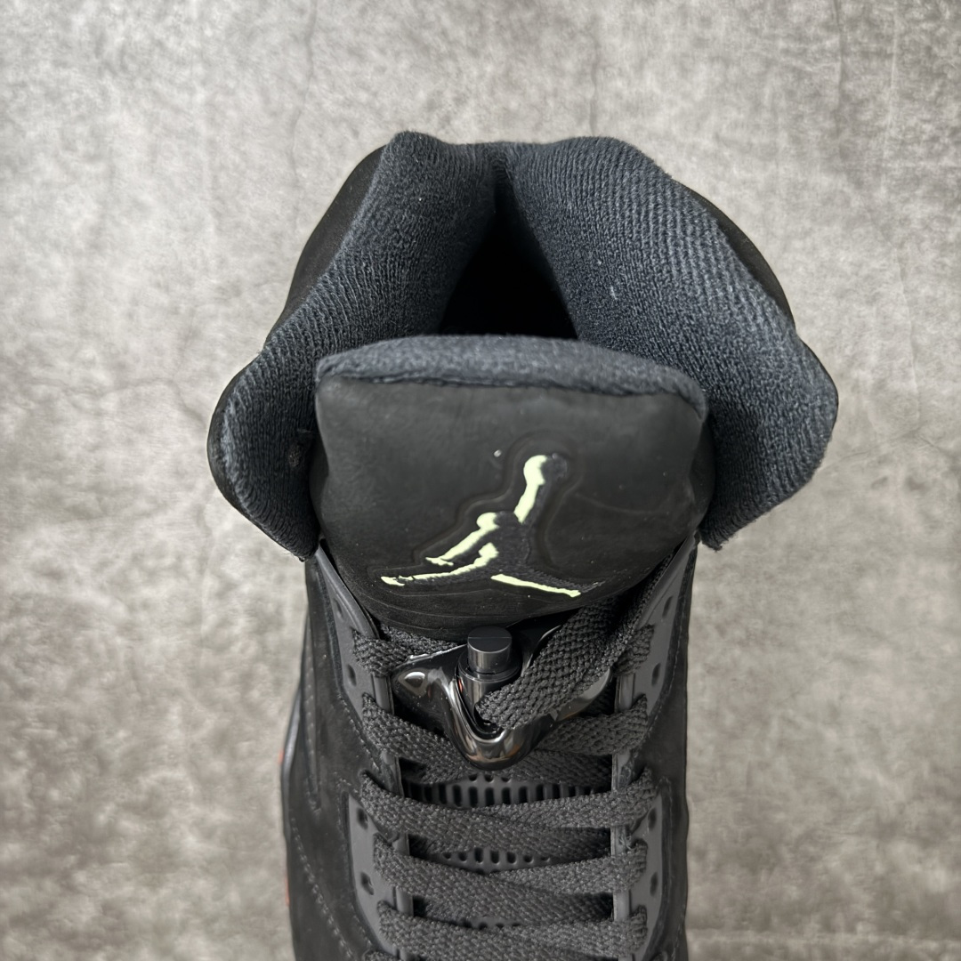 图片[8]-【纯原F版】AJ5万圣节 Air Jordan 5 Halloween 舒适贴合 复古篮球鞋 黑红 货号：HQ7978-001 原厂材料 原厂模具 原厂楦头 市场正确版本 区分错版 国内一线大厂出品 匠心打造 原厂皮料原厂数据 全新纸板 模具打造 外贸 平台高端零售专供品质 品质毋庸置疑 一眼正品既视感 细节均已解码 尺码：40 40.5 41 42 42.5 43 44 44.5 45 46 47.5 48.5-选品中心