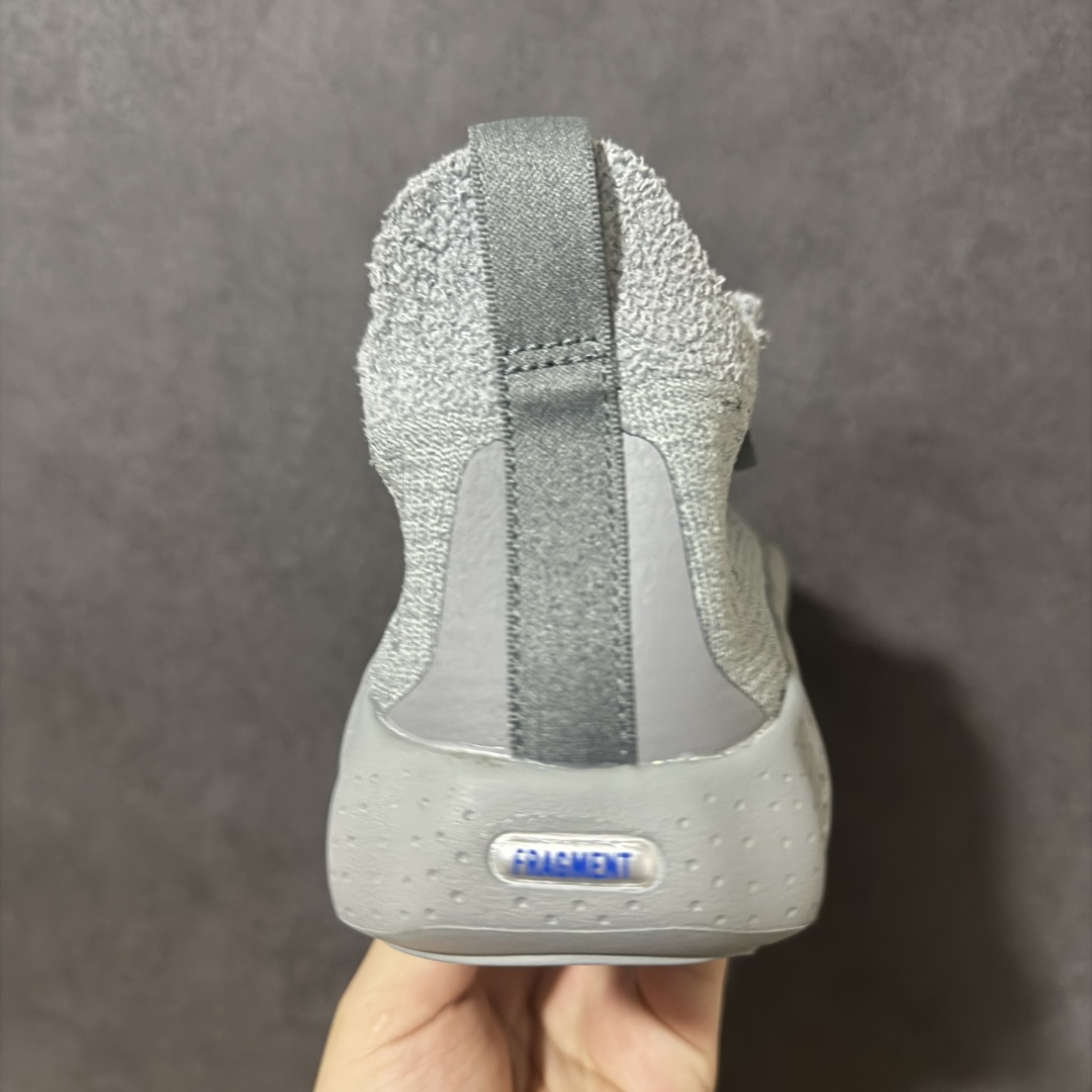 图片[4]-【公司级】 Nike Mind 002 SP FK舒适耐穿 透气 训练鞋 透气孔洞、品牌徽标、拉环以及标志性的压力舱系统等元素，在侧身、鞋舌、后跟和外底等位置巧妙布局，不仅美化了鞋款造型，更强化了其功能性。 货号∶IQ8504 001 码数∶36-45含半码 编码∶XXB220230-选品中心