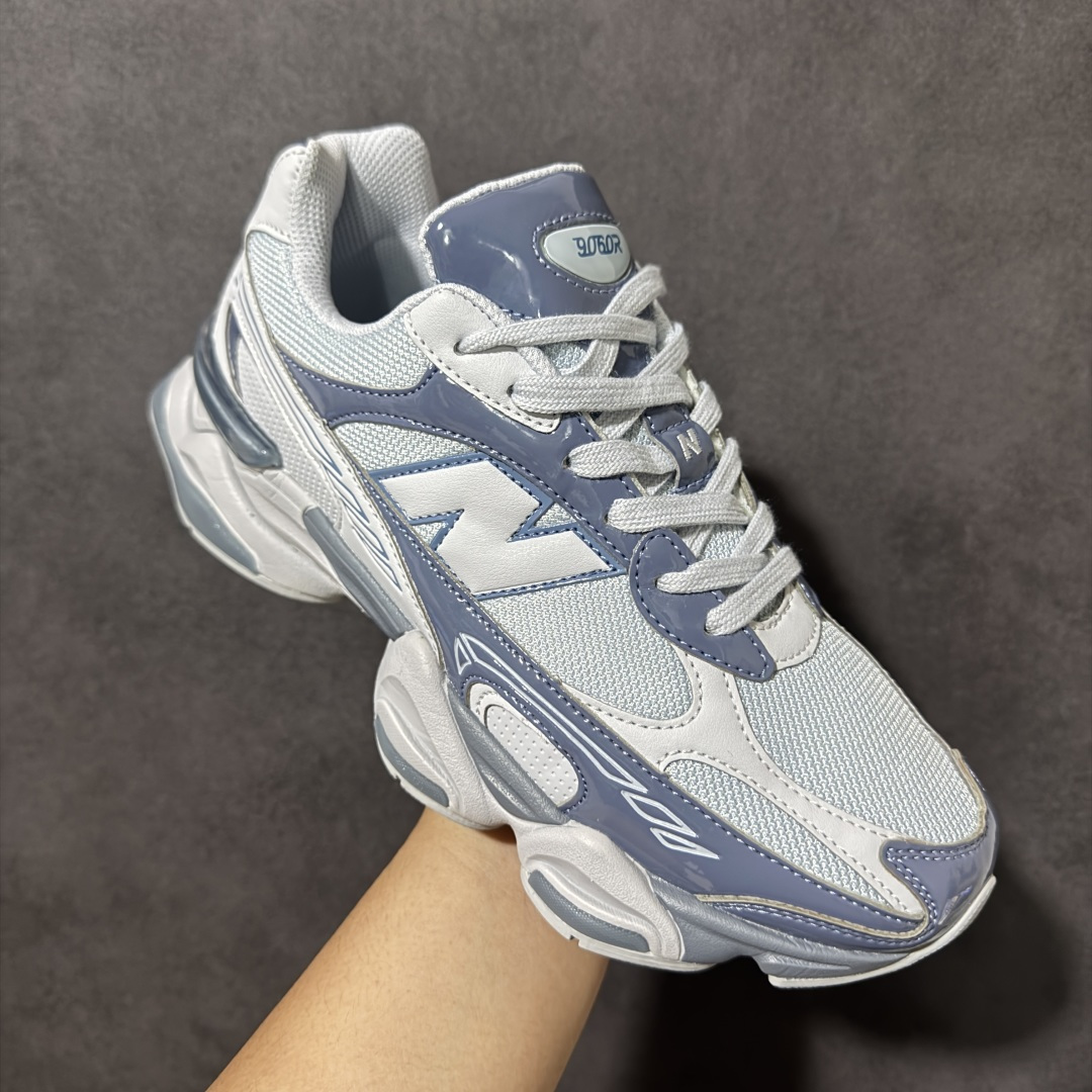 图片[3]-【公司级】New Balance NB 9060 复古单品 鞋款灵感源自设计师本人对夏日的怀日回忆。鞋面大身由空间双格及磨砂鞋面拼接而生，配以柔和、温暖的粉橘色调，夏日氛围拉满采用大面积网眼以及麂皮材质覆盖鞋身，还原经典气质。搭载ABZORB避震科技，由泡沫聚酯制成，上脚可以有效减少由鞋底反弹对身体及双腿的冲击 货号：U9060HS 尺码：36 37 37.5 38 38.5 39.5 40 40.5 41.5 42 42.5 43 44 45-选品中心