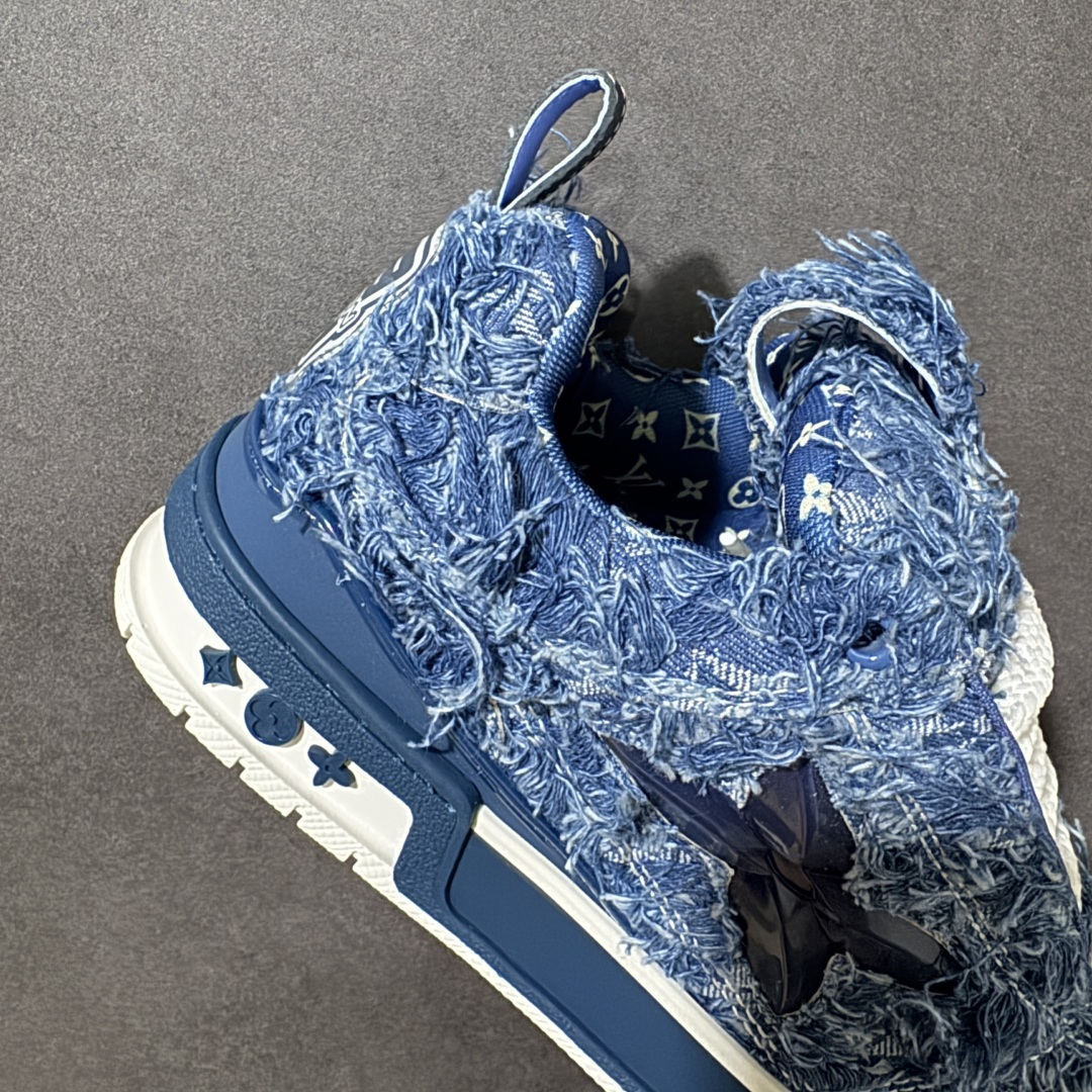 图片[7]-【广东礼盒版】Louis Vuitton LV Skate时装走秀圆头系带运动鞋 完美鞋型超高的清洁度 零毛边线头瑕疵 全套原楦原纸版原鞋开模 全网最具灵魂的版型 正确原装黄色鞋盒 正确中底印花 鞋面印花3D高频深度立体 全鞋电脑针车 紧密相连 针距密度一致 环保乳胶注塑鞋垫 厚度脚感还原原版 皮面裁剪部位 统一油边封口工艺 原装橡胶大底含胶量大底组合零偏差 专柜全套包装 防尘袋 说明书 质保卡 男女鞋 尺码：35-47-选品中心