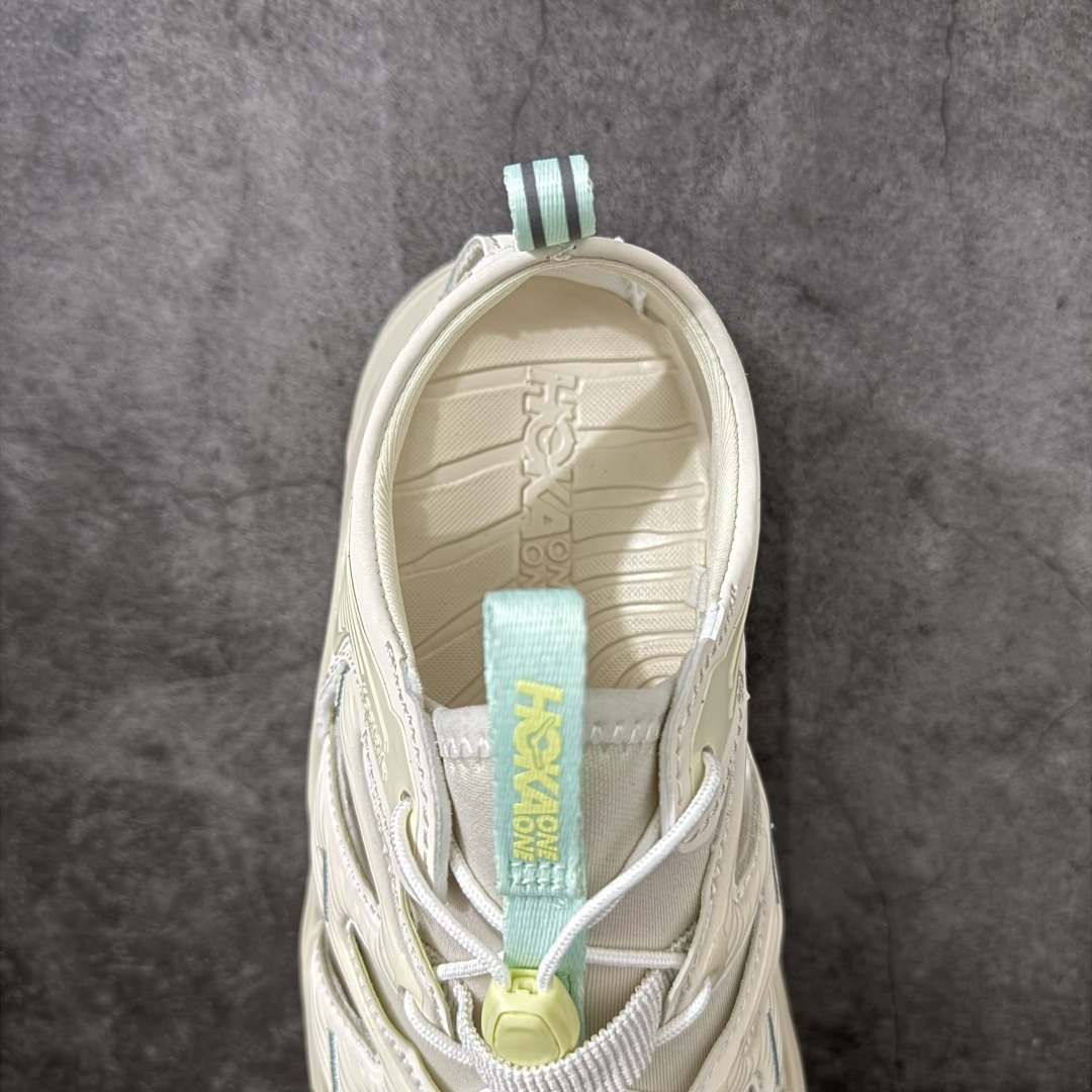 图片[8]-【绿x版】HOKA One One Hopara Sandals 霍帕拉系列水路两用溯溪涉水休闲户外露营凉鞋 作为先锋品牌的 HOKA ONE ONE总是以独特的方式 HOPA RA是一款溯溪鞋 又名排水鞋 可长期用于涉水和溯溪 保护脚底和脚趾的安全和舒适 鞋面材料速干 透气 耐磨 鞋底防滑 耐磨 抓地能力强 出于安全考虑 设计要求较高 涉水溯溪过程中 水 泥沙 可以直接从鞋内大孔排出 细纹鞋底使在岩石上抓地能力强 避免打滑 而上路后 鞋面具有快干透气等优点 尺码：36 36.5 37.5 38 39 40 40.5 41 42 42.5 43 44 45-选品中心