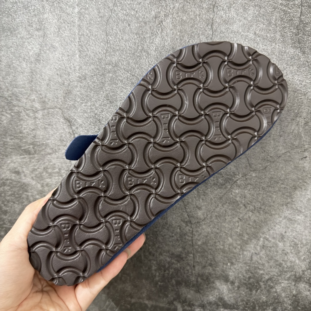 图片[9]-【纯原HT宽版】Birkenstock Boston 博肯/勃肯 系列上架 牛皮绒面革平底复古软木休闲鞋 宽版 深蓝色 真正软木塞大底 品质细节领先市场版本 原产品质 采用质地柔软进口牛皮绒面革 无刺鼻异味 中底搭载缓震软木橡胶 进口头层牛皮 原版开模/版型/材质/细节遵循ZP工艺！ 市售顶级不吹文案 尺码：35-45-选品中心