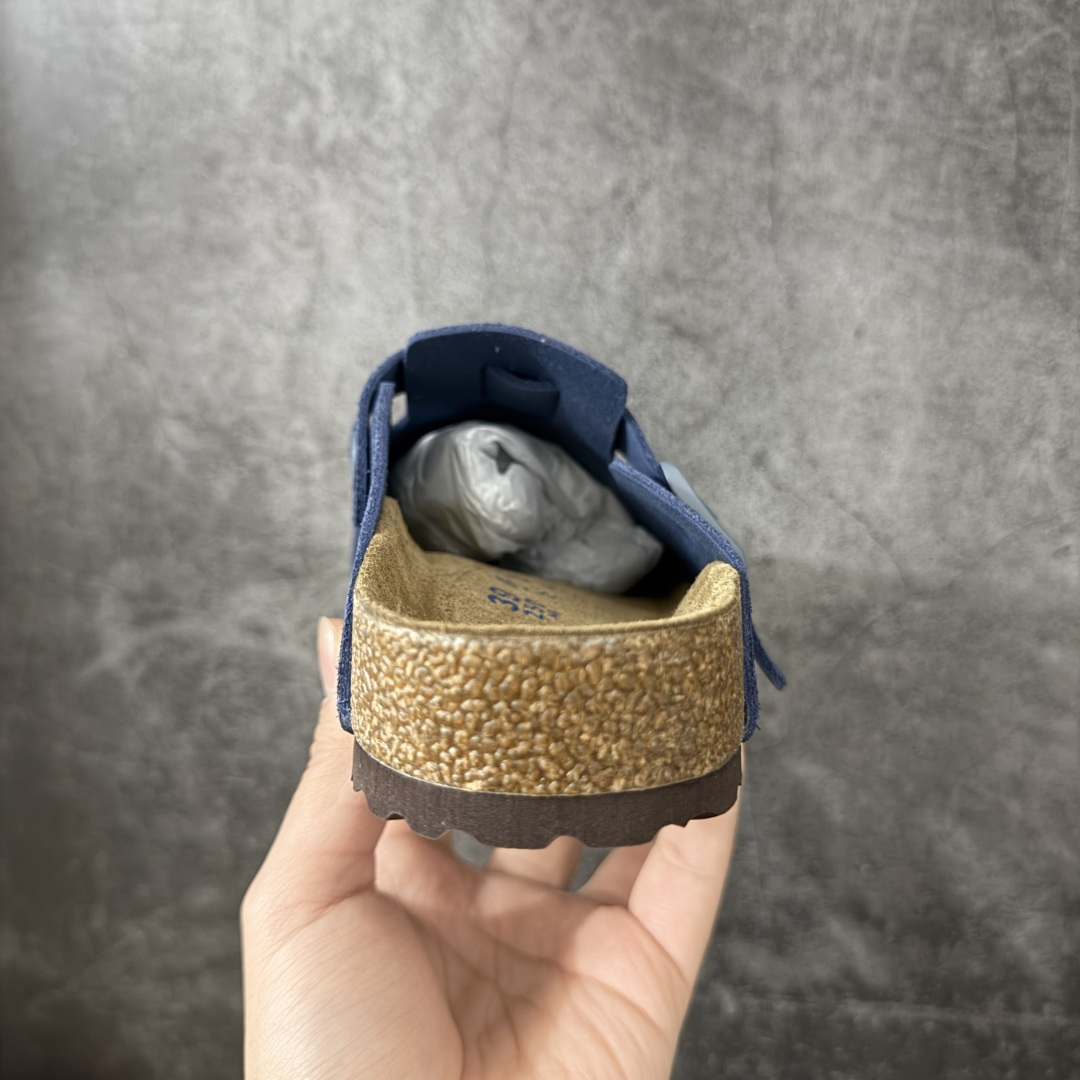图片[4]-【纯原HT宽版】Birkenstock Boston 博肯/勃肯 系列上架 牛皮绒面革平底复古软木休闲鞋 宽版 深蓝色 真正软木塞大底 品质细节领先市场版本 原产品质 采用质地柔软进口牛皮绒面革 无刺鼻异味 中底搭载缓震软木橡胶 进口头层牛皮 原版开模/版型/材质/细节遵循ZP工艺！ 市售顶级不吹文案 尺码：35-45-选品中心