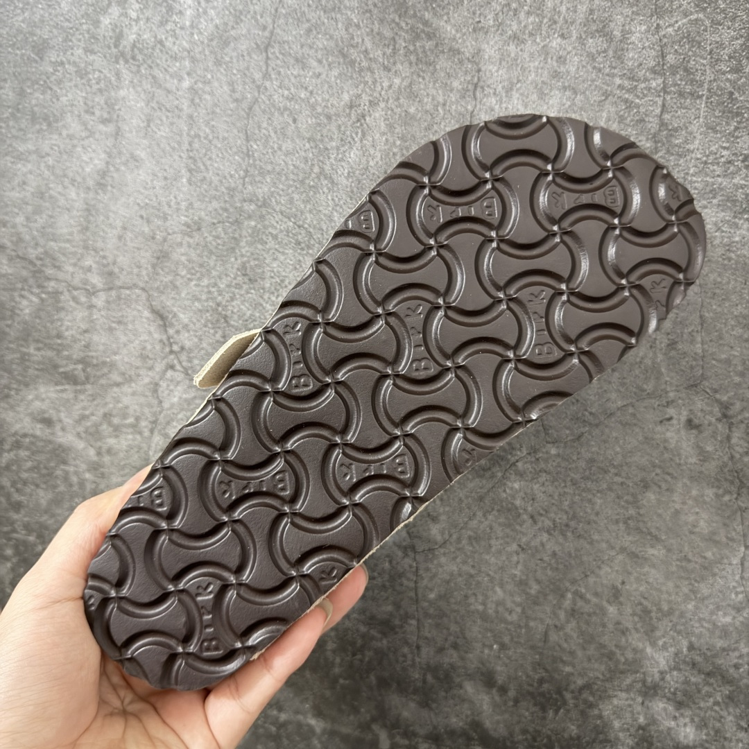 图片[9]-【纯原HT宽版】Birkenstock Boston 博肯/勃肯 系列上架 牛皮绒面革平底复古软木休闲鞋 宽版 沙色 真正软木塞大底 品质细节领先市场版本 原产品质 采用质地柔软进口牛皮绒面革 无刺鼻异味 中底搭载缓震软木橡胶 进口头层牛皮 原版开模/版型/材质/细节遵循ZP工艺！ 市售顶级不吹文案 尺码：35-45-选品中心