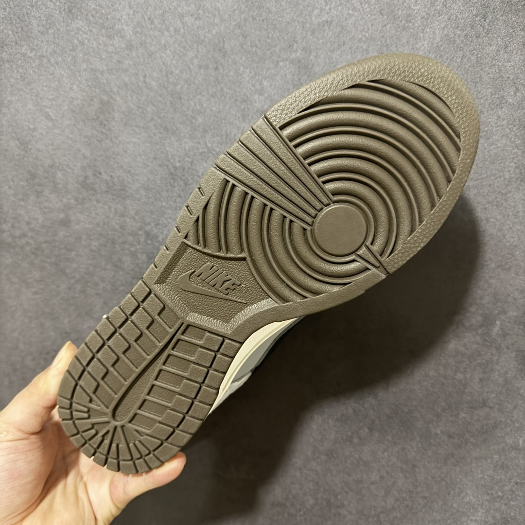 图片[9]-【公司级】 Nike Dunk Low Retro ‘DIY高端定制’耐克 低帮休闲运动板鞋 原装头层材料 用料绝不含糊 独家版型蒸餾加工帶來的是更好的视觉和脚感体验 清洁度 电绣工艺 皮料切割干净无任何毛边 细节完美 货号：IQ1118-220 尺码：40 40.5 41 42 42.5 43 44 45 46 货号：08-2302644-选品中心