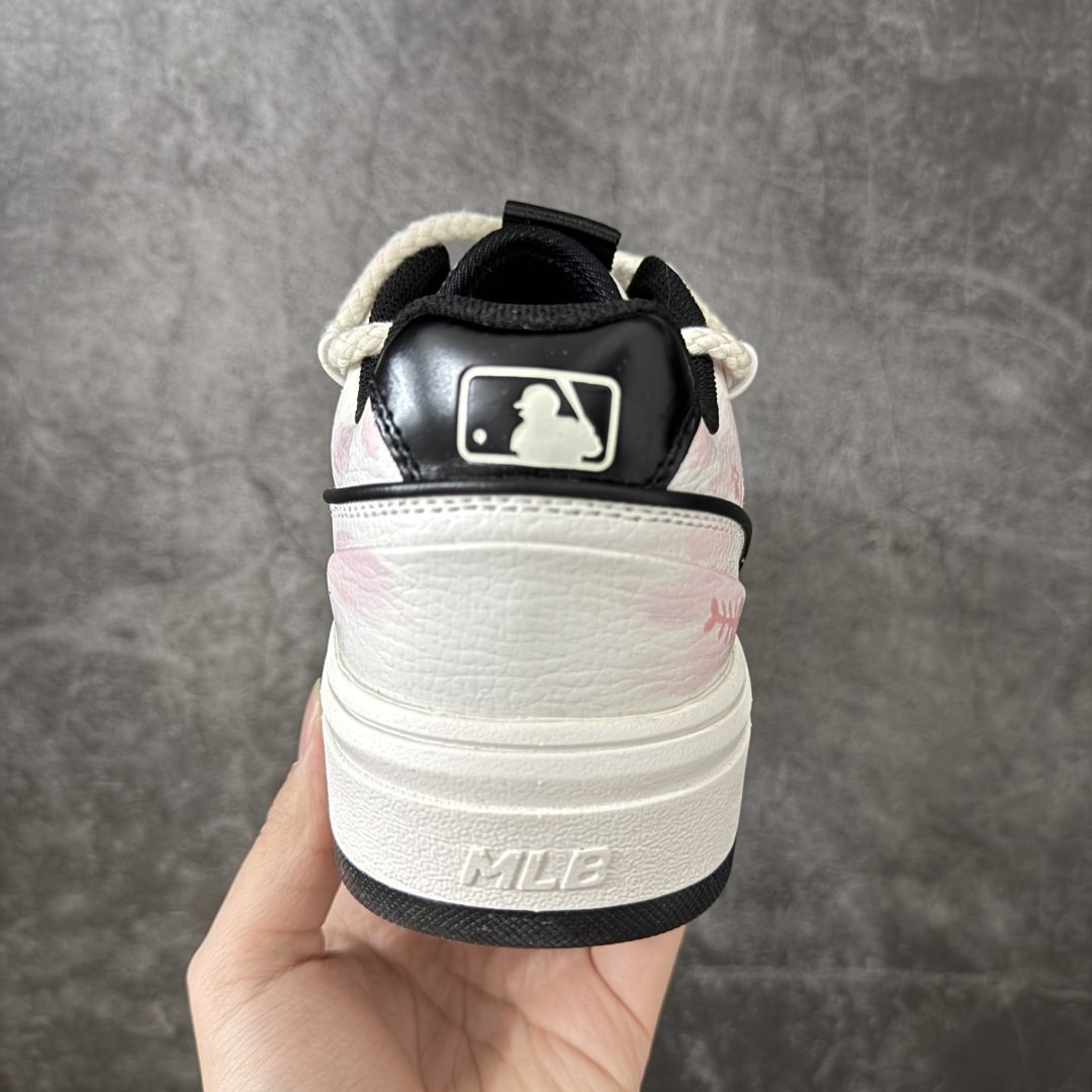 图片[4]-【手绘定制版】MLB NY 印花网红学长鞋 手工手绘涂鸦恶作剧 此款为人工手绘定制图案 原版基于MLB修改款 加以创意定制 完美品质做工 个性十足 原厂原档案数据开发 原盒雷射防伪标包装 尺码：35-45带半码-选品中心