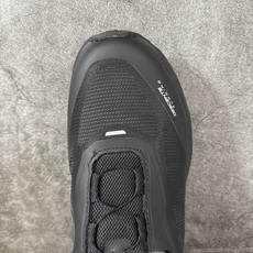 迪桑特DESCENTE RUNNING系列 D/F 4.0WIRE 舒适缓震 BOA系带透气支撑回弹跑鞋 迪桑特自主研发 迪桑特DESCENTE RUNNING系列 D/F 4.0WIRE 舒适缓震 BOA系带透气支撑回弹跑鞋 迪桑特自主研发