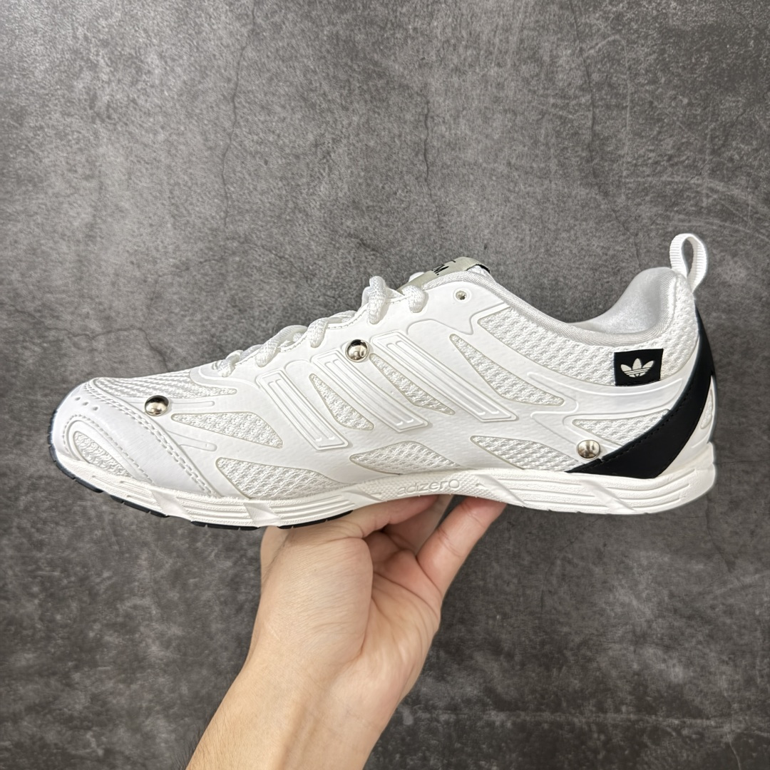 图片[2]-【CS纯原】原装级别 SONG FOR THE MUTE x AD 阿迪 Adizero PR SFTM-006 联名款低帮休闲鞋 HP3524 1.原鞋原楦头打造完美版型 2.原盒开发 同正品一致立体钢印 区别市面普通印刷 3.鞋垫贴合欧索莱材质 鞋垫面高频立体印刷 鞋垫底同正品一致过胶纹路 4.鞋口材质色系纹路亮度均同正品一致 5.鞋面后套高剥太空革透心灰底，同原鞋一致，区别市面黑底材质。独家原鞋操作，太空革贴合胶膜，使其在前后帮成型的过程中，与鞋面完全贴合，后跟定型完美，区别市面太空革和鞋面直接缝合 6.鞋面网布纹路，网孔，克重，颜色等均按原鞋同步开发，区别市面不正确网孔纹路，不正确颜色 7.市面唯一跟原鞋同步，采用前帮+后帮成型工艺，真正把中底板和鞋面完全贴合，使鞋面和鞋底牢固贴合，不易开胶脱底。区别市面拉帮中底或在拉帮中底上面再简单覆盖中底板，以假充正 8.独家私模 鞋底同原鞋一致，采用MD和RB组合而成。SFTM-006 这款联名跑步鞋，属于薄底跑步鞋，所以MD需要一定的硬度支撑穿着者，才能保证运动的时候脚感舒适。区别市面一体描漆大底，以及把MD打软的错误操作 9.市面唯一跟原鞋同步，采用前帮+后帮成型工艺，真正把中底板和鞋面完全贴合，使鞋面和鞋底牢固贴合，不易开胶脱底。区别市面拉帮中底或在拉帮中底上面再简单覆盖中底板，以假充正 尺码：36 36.5 37 38 38.5 39 40 40.5 41 42 42.5 43 44 44.5 45-选品中心