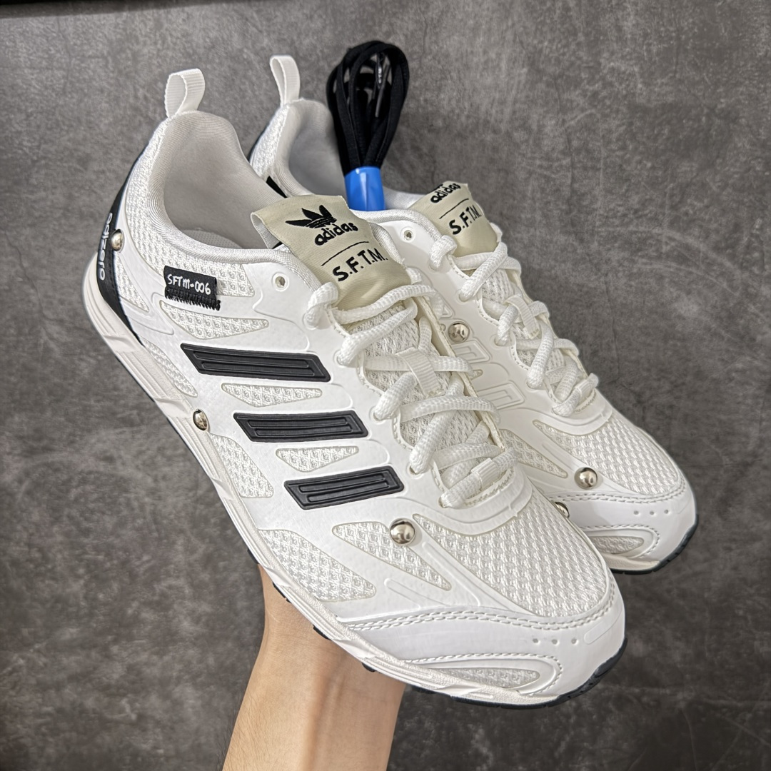 【CS纯原】原装级别 SONG FOR THE MUTE x AD 阿迪 Adizero PR SFTM-006 联名款低帮休闲鞋 HP3524 1.原鞋原楦头打造完美版型 2.原盒开发 同正品一致立体钢印 区别市面普通印刷 3.鞋垫贴合欧索莱材质 鞋垫面高频立体印刷 鞋垫底同正品一致过胶纹路 4.鞋口材质色系纹路亮度均同正品一致 5.鞋面后套高剥太空革透心灰底，同原鞋一致，区别市面黑底材质。独家原鞋操作，太空革贴合胶膜，使其在前后帮成型的过程中，与鞋面完全贴合，后跟定型完美，区别市面太空革和鞋面直接缝合 6.鞋面网布纹路，网孔，克重，颜色等均按原鞋同步开发，区别市面不正确网孔纹路，不正确颜色 7.市面唯一跟原鞋同步，采用前帮+后帮成型工艺，真正把中底板和鞋面完全贴合，使鞋面和鞋底牢固贴合，不易开胶脱底。区别市面拉帮中底或在拉帮中底上面再简单覆盖中底板，以假充正 8.独家私模 鞋底同原鞋一致，采用MD和RB组合而成。SFTM-006 这款联名跑步鞋，属于薄底跑步鞋，所以MD需要一定的硬度支撑穿着者，才能保证运动的时候脚感舒适。区别市面一体描漆大底，以及把MD打软的错误操作 9.市面唯一跟原鞋同步，采用前帮+后帮成型工艺，真正把中底板和鞋面完全贴合，使鞋面和鞋底牢固贴合，不易开胶脱底。区别市面拉帮中底或在拉帮中底上面再简单覆盖中底板，以假充正 尺码：36 36.5 37 38 38.5 39 40 40.5 41 42 42.5 43 44 44.5 45-选品中心