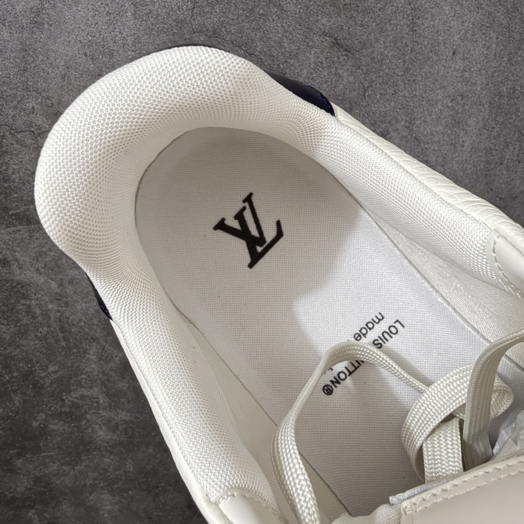 图片[7]-【佛山顶级超A版】Louis Vuitton LV Trainer系列 镭射紫尾 仓库现货 当天可取 私人订单 专柜混卖零售专供 所有配色均为购买原版复刻 整体版型 皮料 市场独一无二 后跟版型都可以自行对比[机智]吊打市场所有货 怒甩十条街，欢迎拿市场各大工厂的货来对比！ 鞋舌烫金超正 压印程度秒杀市面90%以上的高端货 新配色陆续开发出货 尺码：39-46-选品中心
