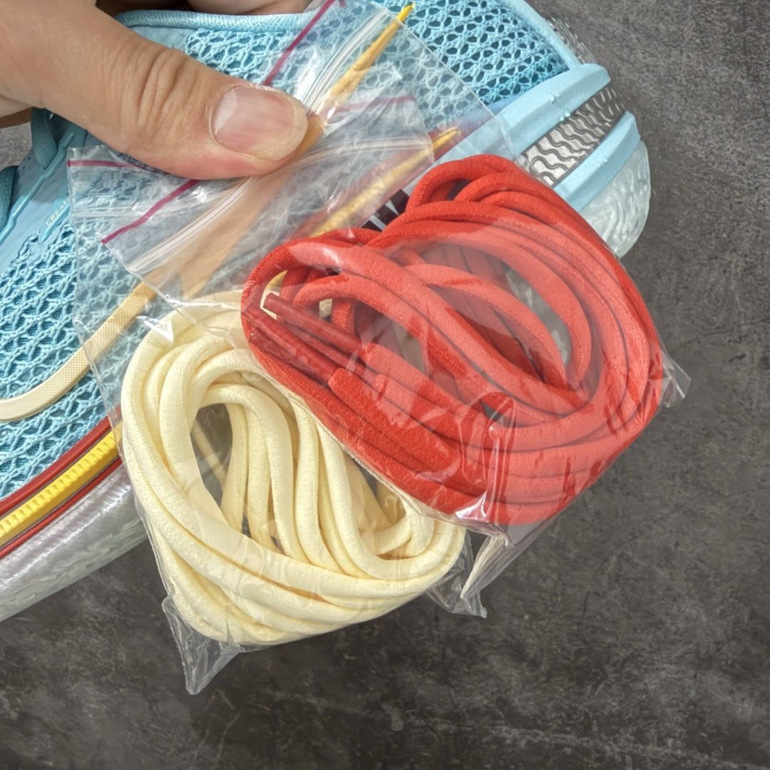 图片[12]-【XO/OX版本】Nike × TITAN x Dylan Harper Air Zoom GT Cut 舒适柔软 低帮 篮球鞋 男女同款 漂白水蓝色 IU0779-400 行业巅峰之作！ 全新版本 市场天花板 原狂战士团队 原数据升级打造 光气垫就是市场独一无二的！ 版型，细节，材质，全部最大还原公司货的味道！ 顶级品质 鞋型 细节清洁度各方面把控到位 气压充足 正确大底 防滑抗扭 支持任何场景实战 市场实战系列第一梯队产品‼️ 尺码：40-46-选品中心